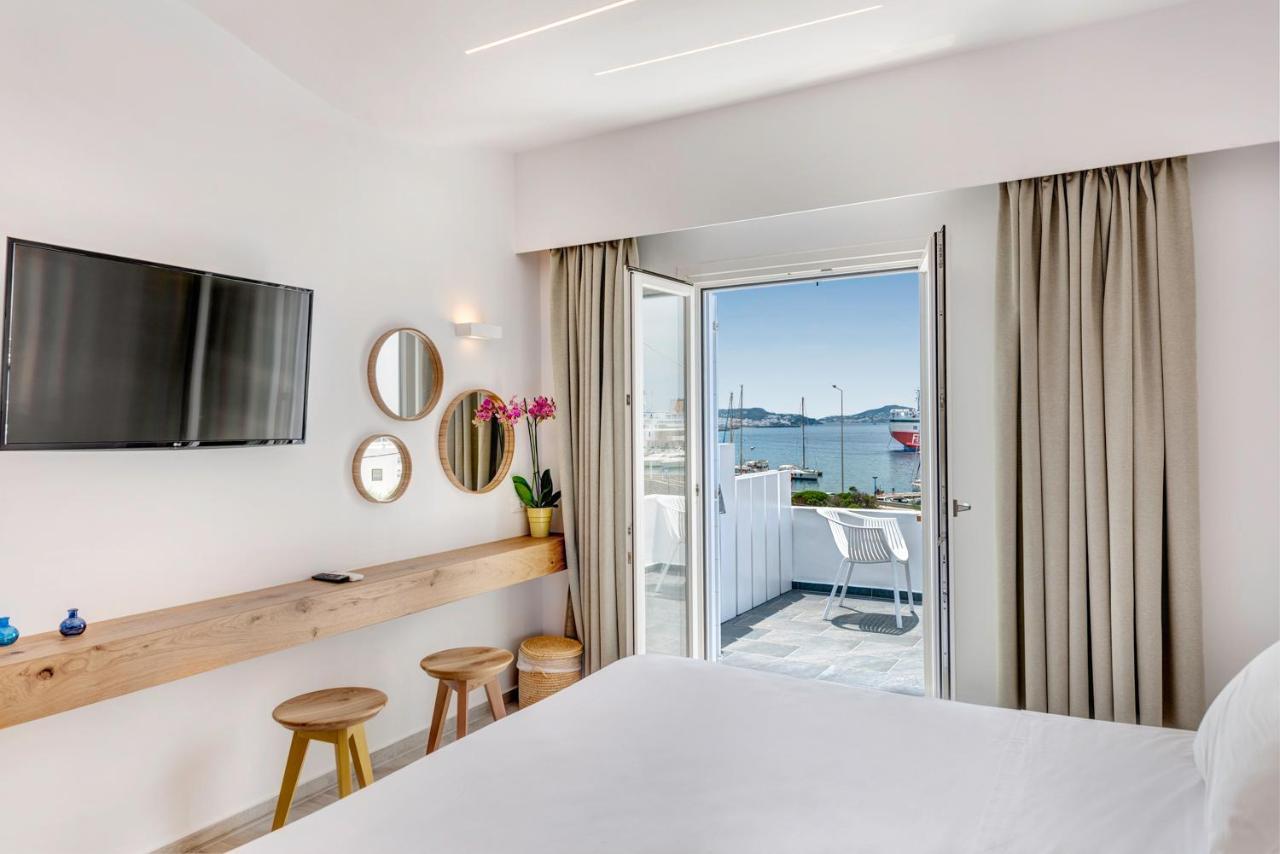 Makis Place Aparthotel 2*