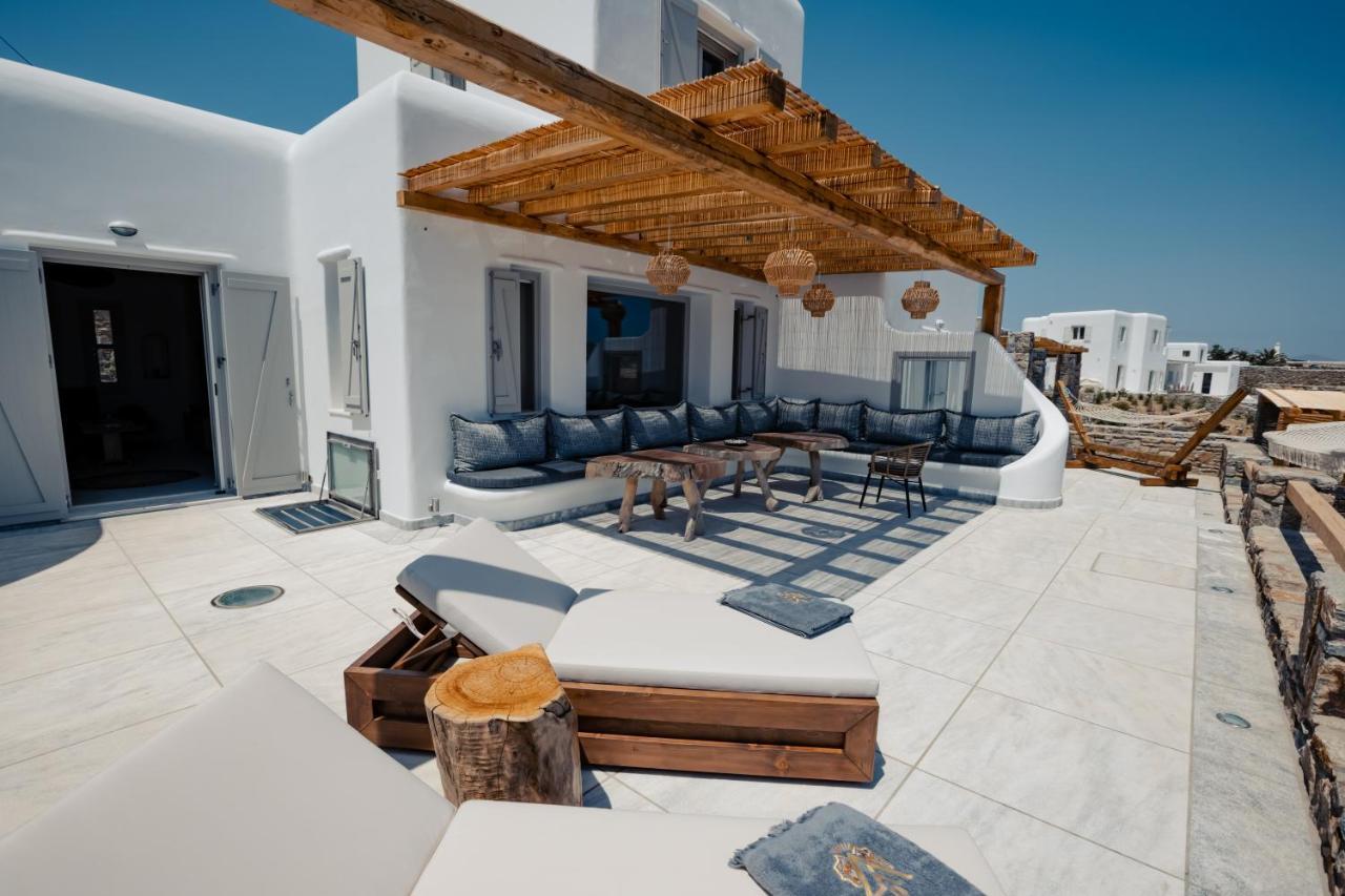 Villa Sapphire Black *