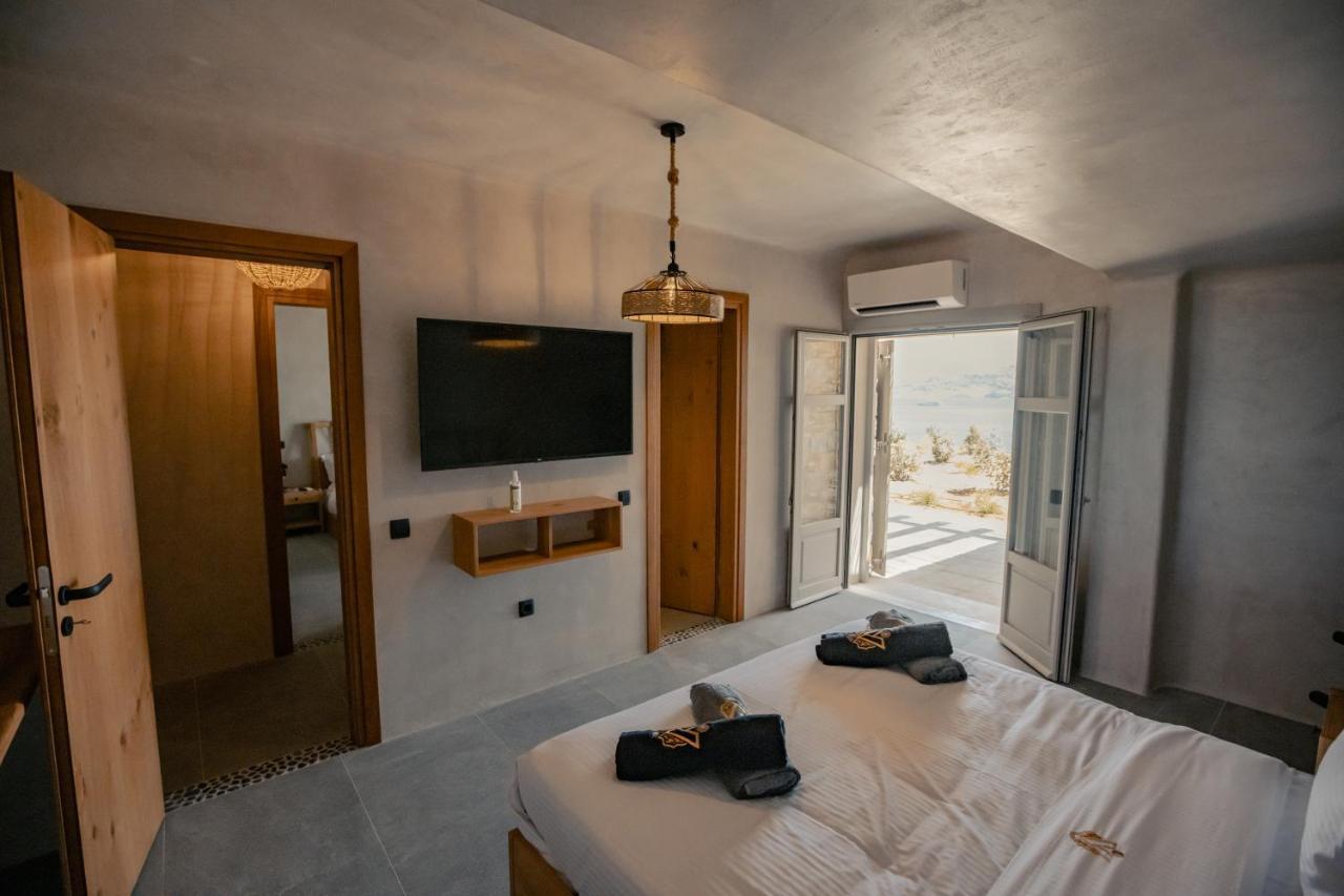 Villa Sapphire Black Glastros (Mykonos)