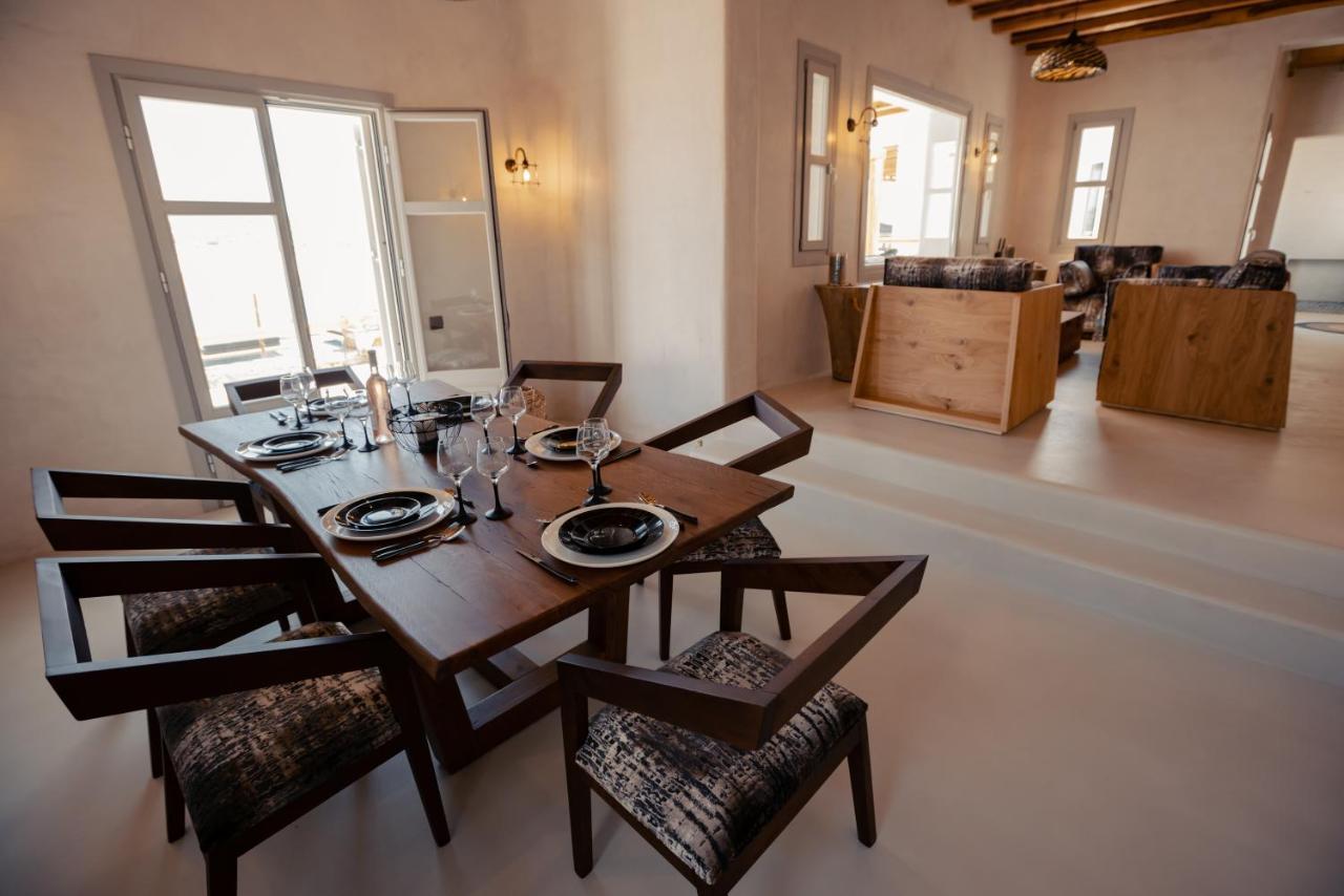 Villa Sapphire Black *