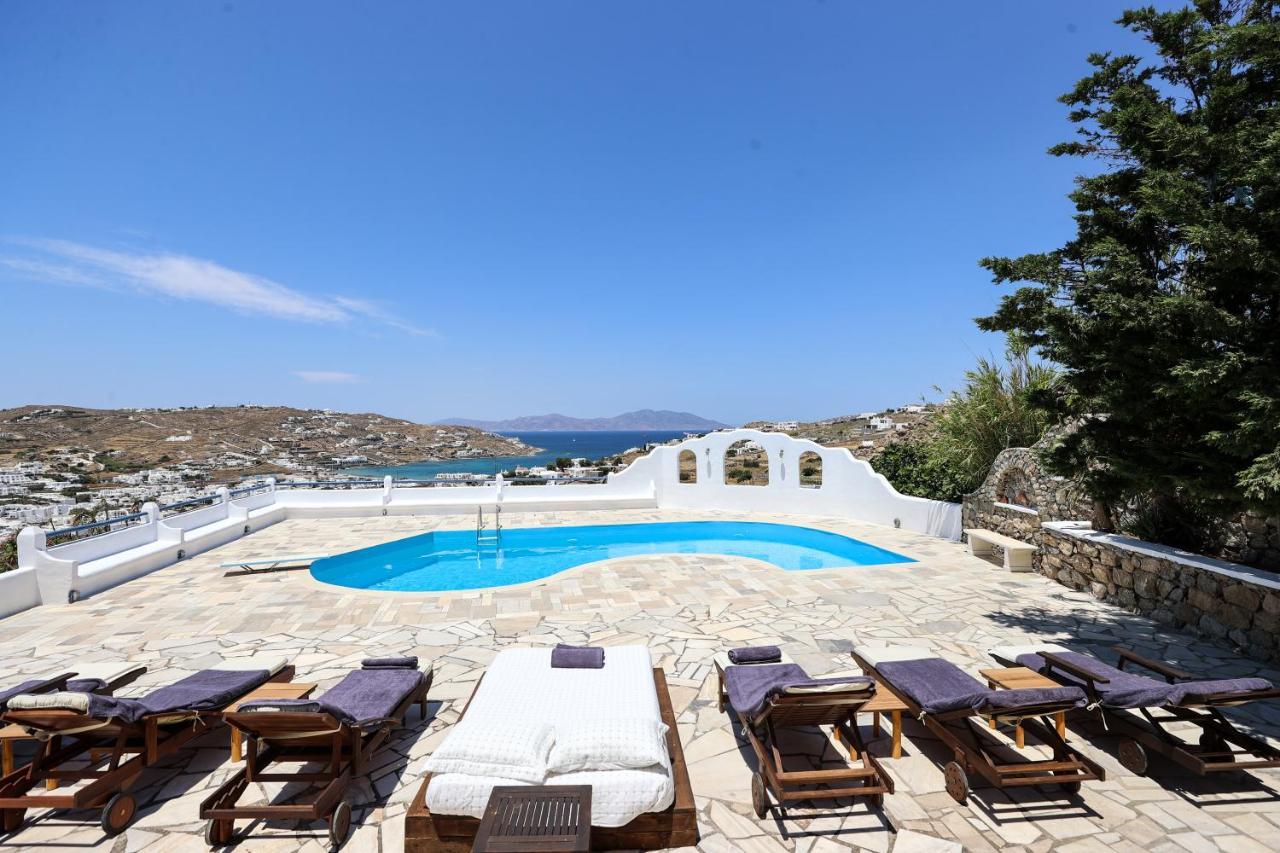 Villa Mykonos In White
