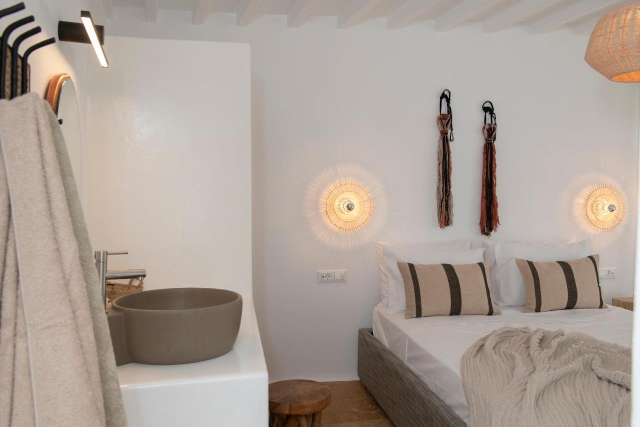 Little Amid Super Paradise-jackieo' Mykonos * Super Paradise Beach (Mykonos)