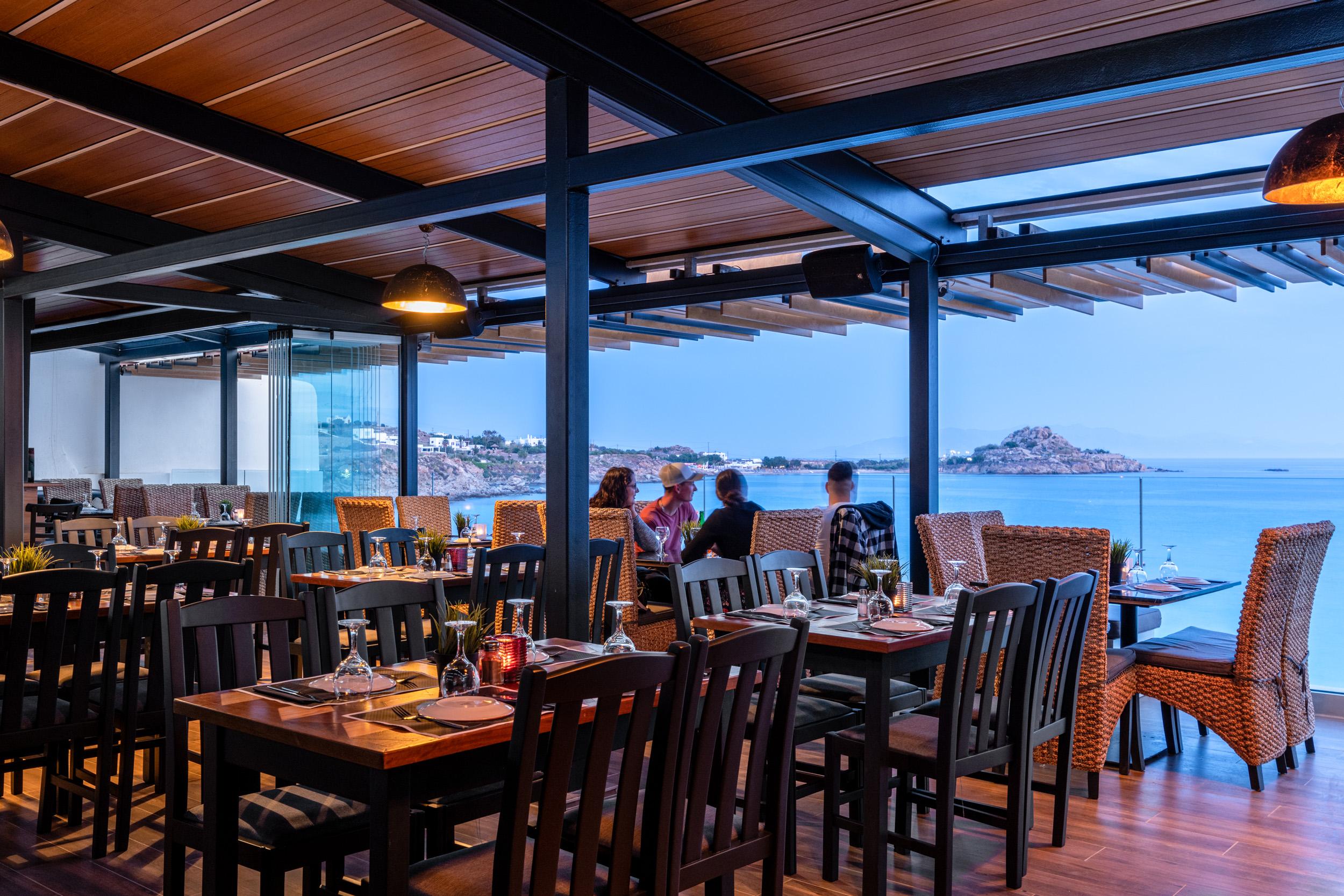 Hotel Mykonos Kosmoplaz 4*