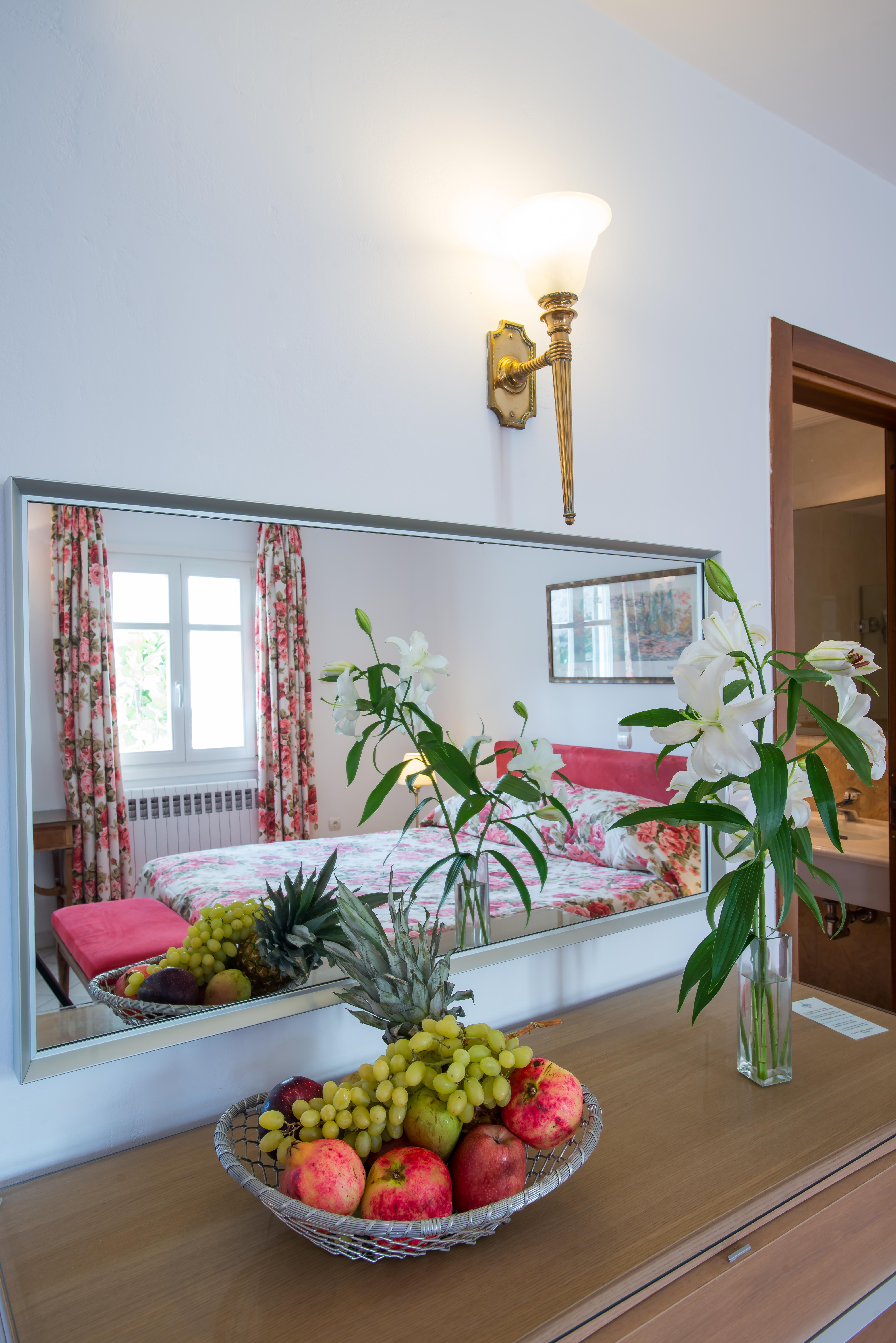 Adonis Hotel Mykonos Town