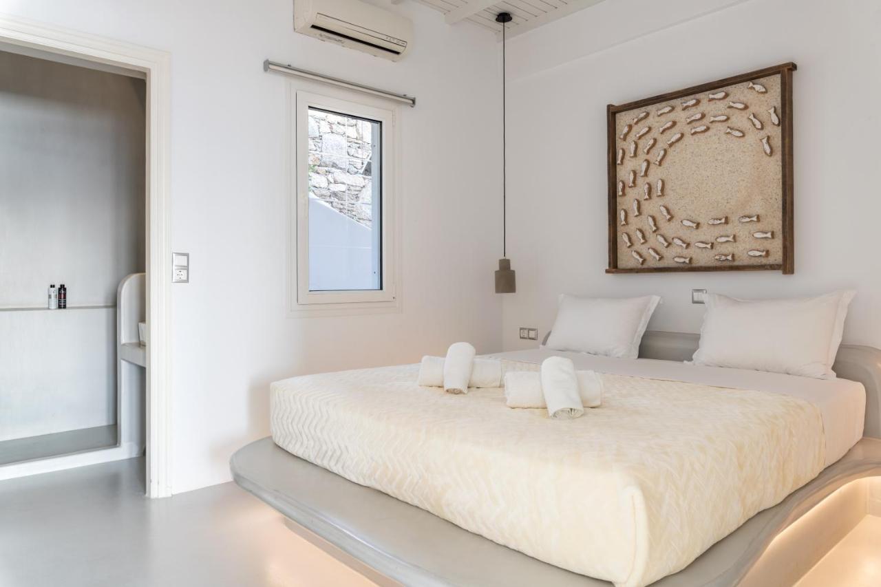 Yalos Mykonos 3 Bedroom Luxury In Mykonos Town With Sea & Sunset View Villa Tagoo (Mykonos)