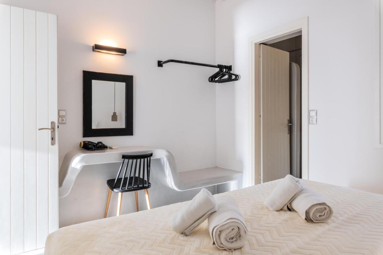 Yalos Mykonos 3 Bedroom Luxury In Mykonos Town With Sea & Sunset View Villa