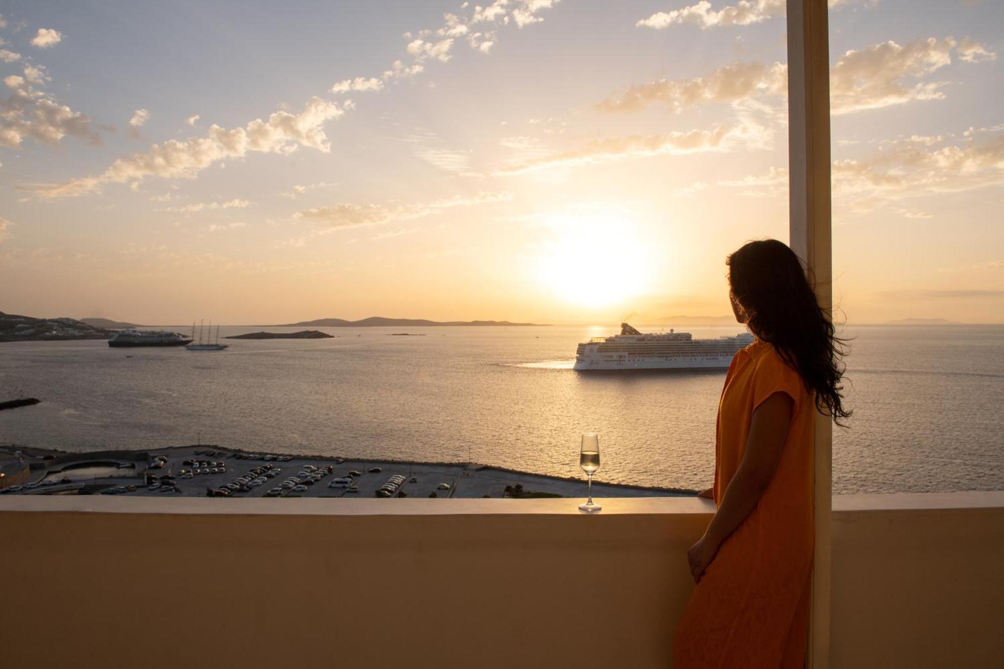 Yalos Mykonos 3 Bedroom Luxury In Mykonos Town With Sea & Sunset View Tagoo (Mykonos)