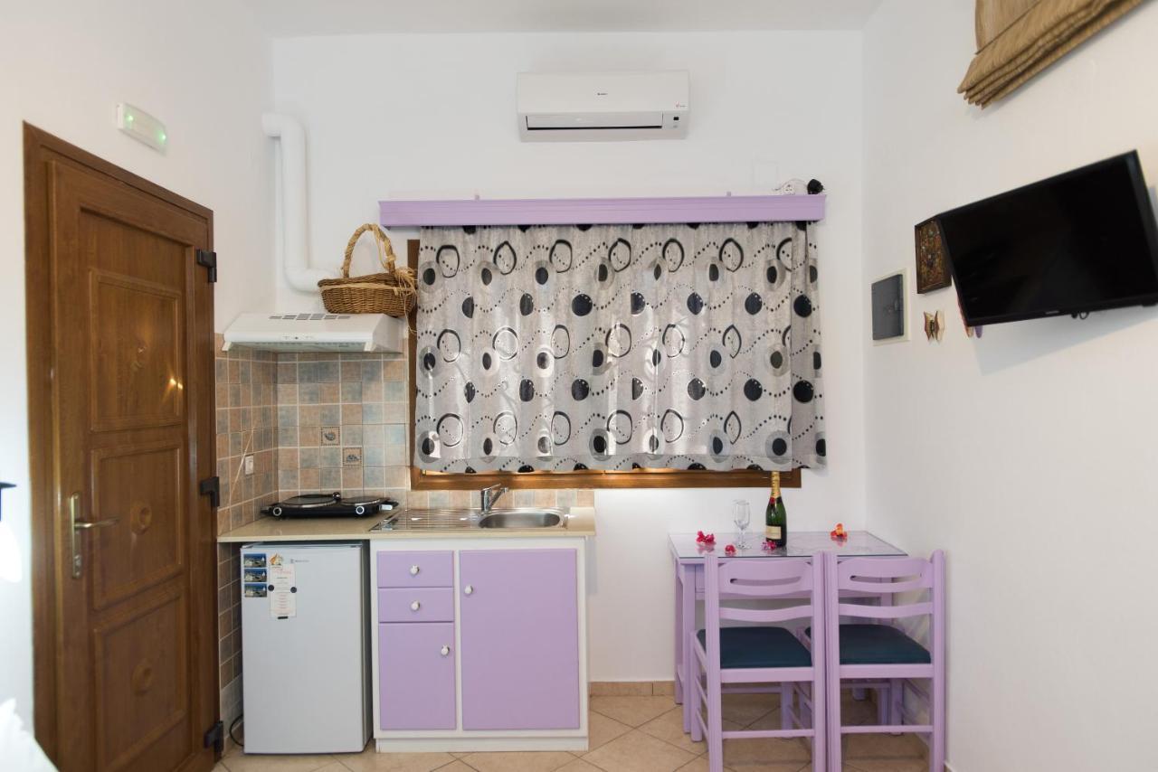 Irini Studios Apartment *