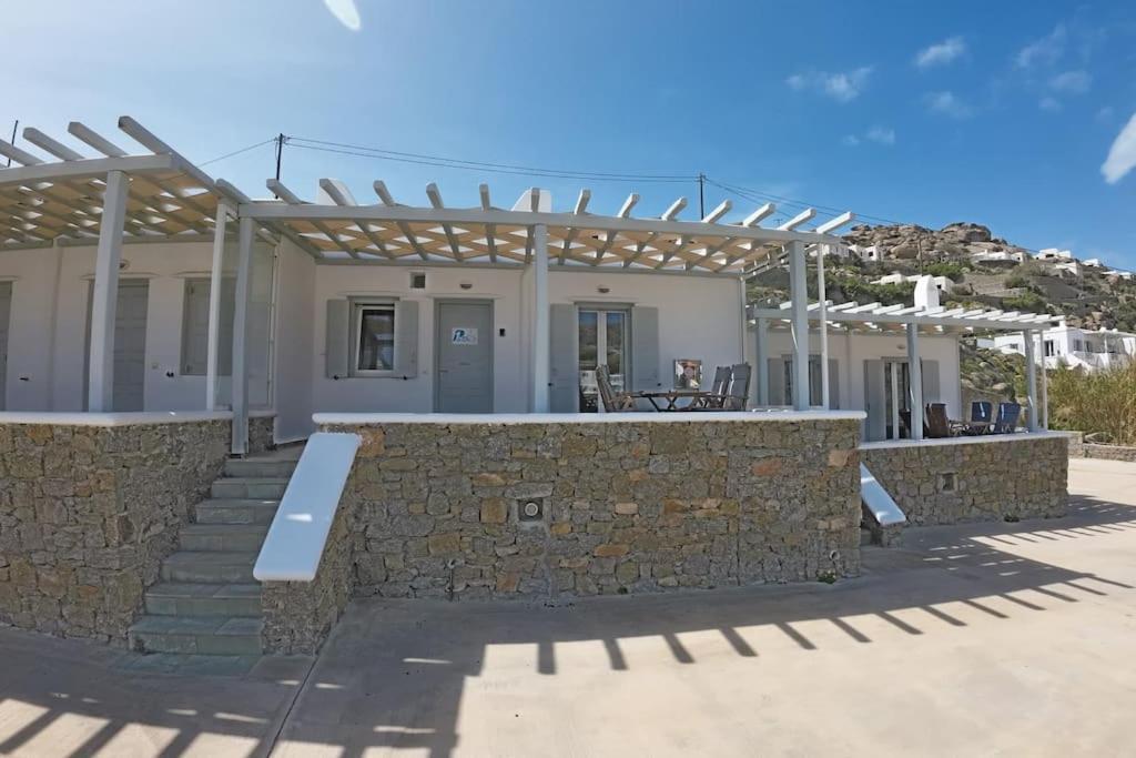 1path Wave Mykonos Super Paradise House Holiday home *