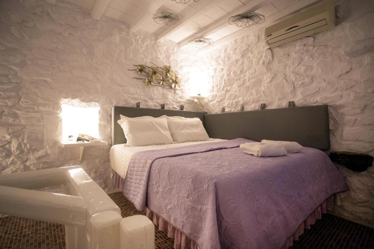 Aparthotel Apsenti Couples Only