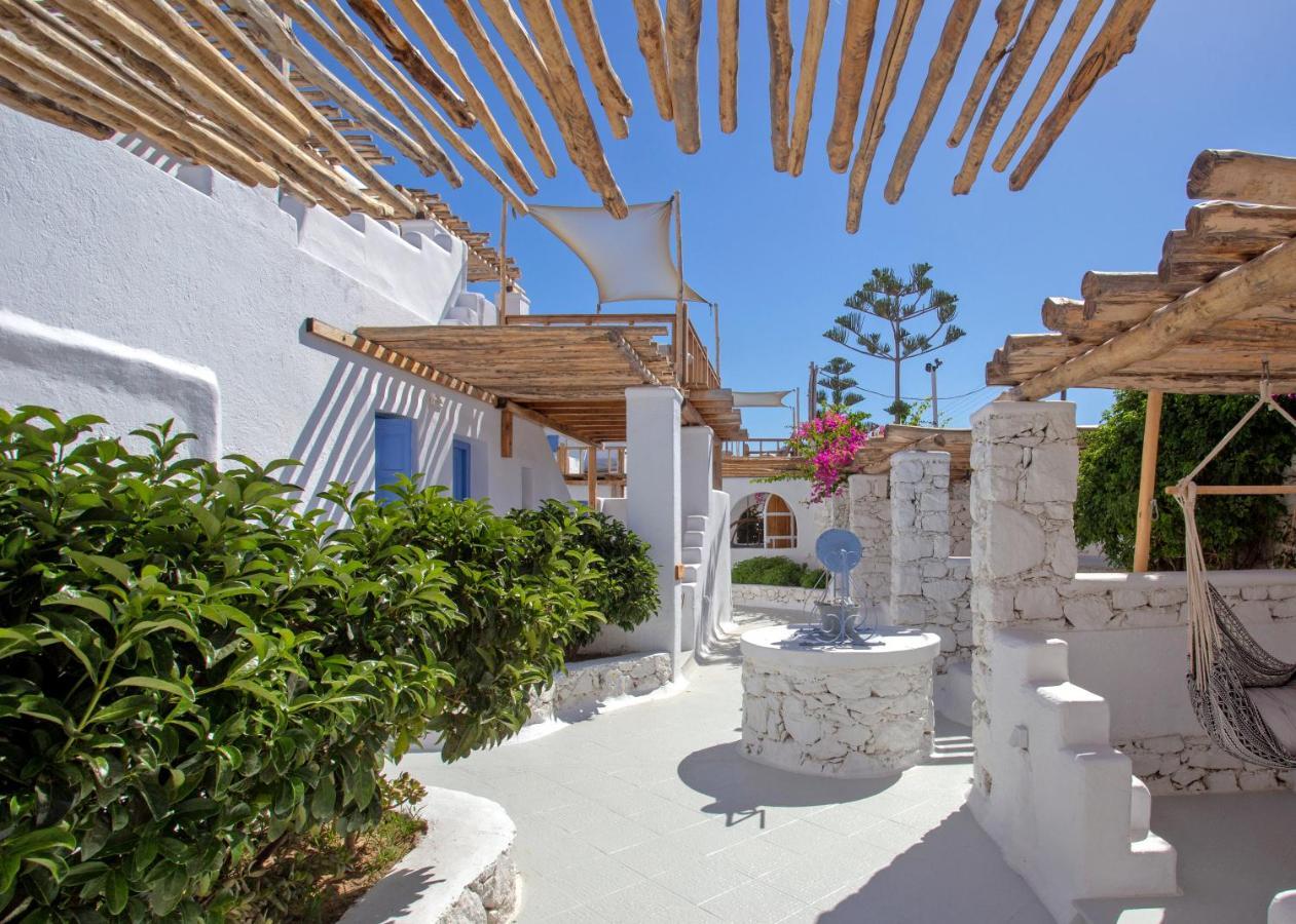 Aparthotel Apsenti Couples Only 4*