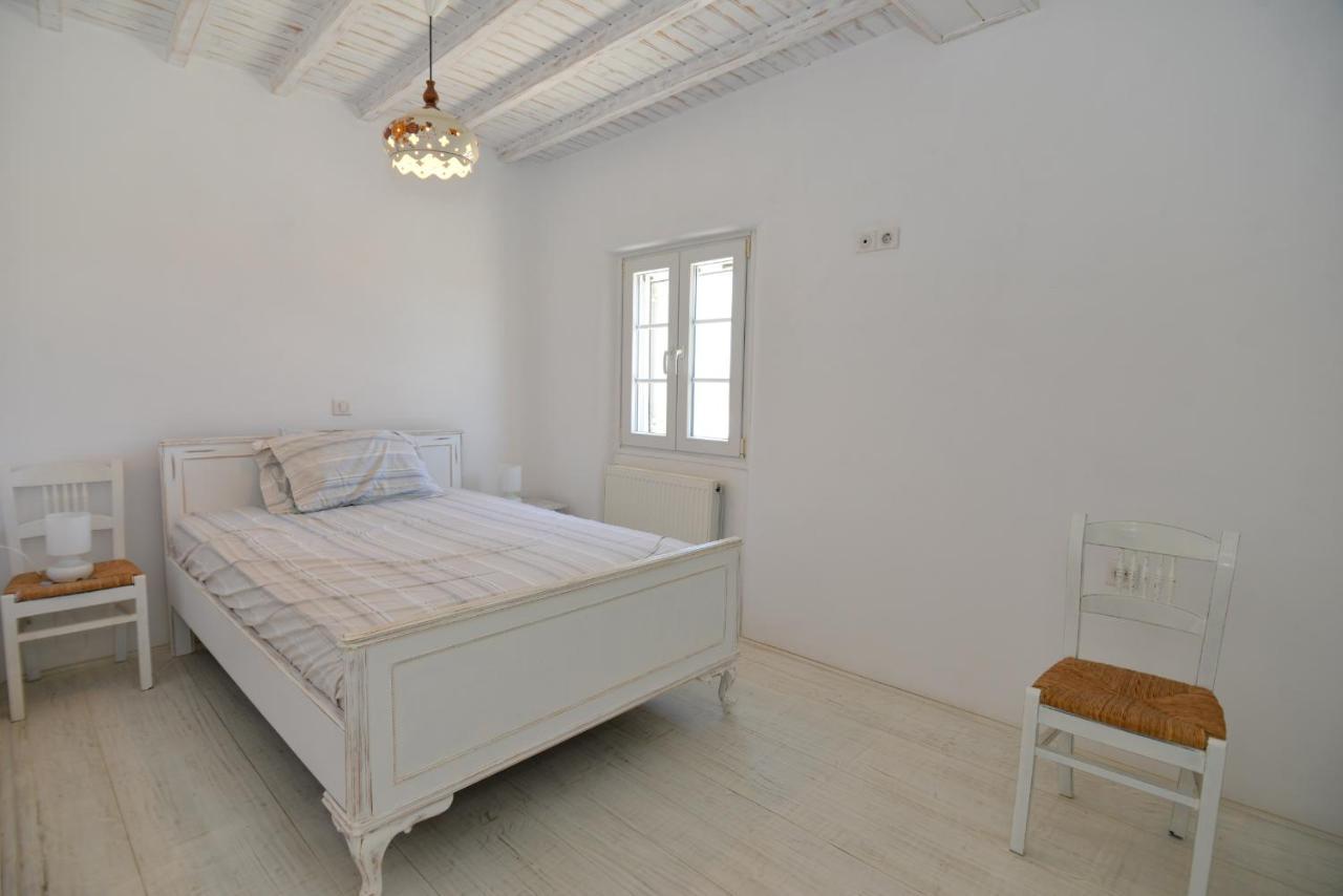 Mykonos 4 Bedroom Cycladic With Free Parking