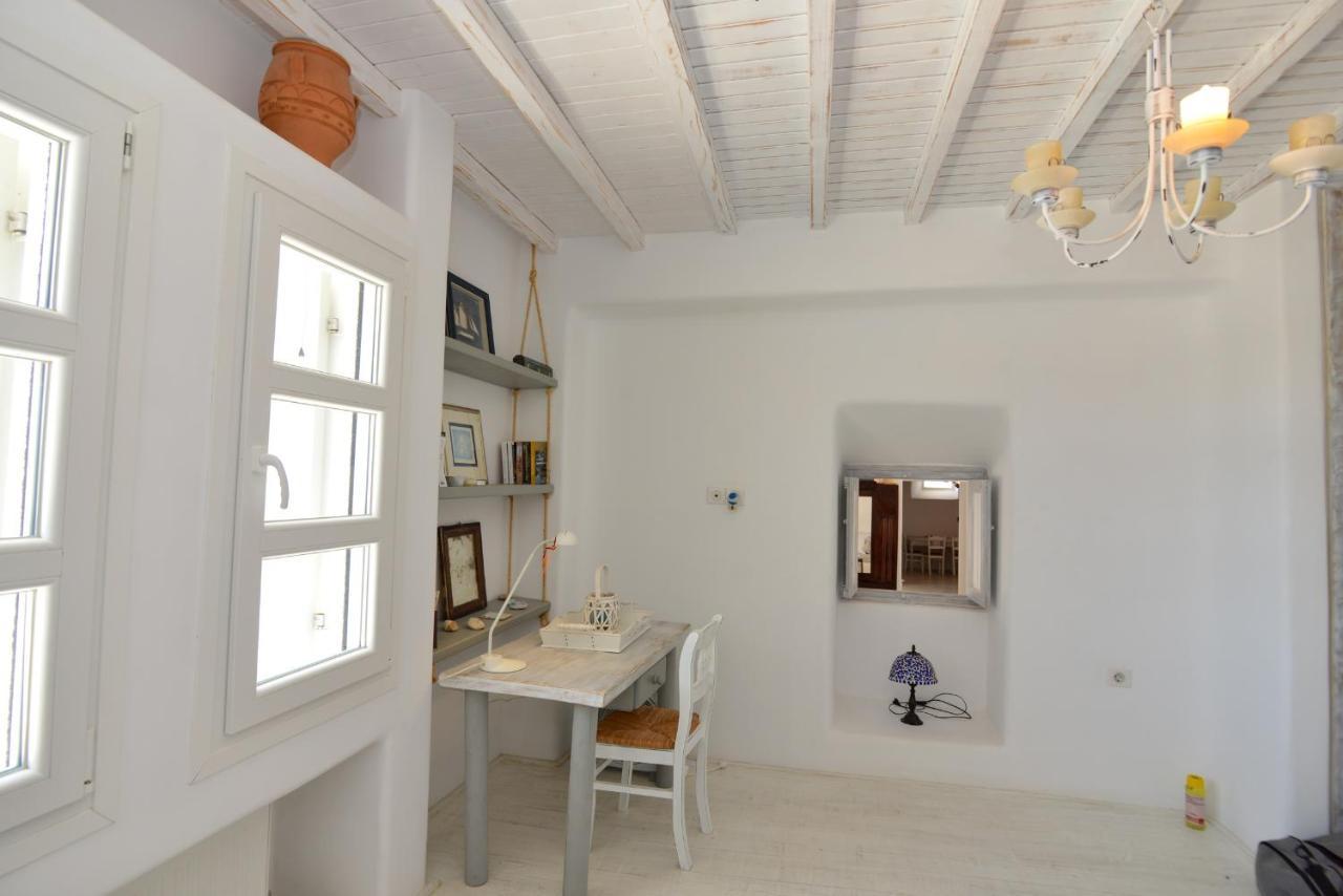 Mykonos 4 Bedroom Cycladic With Free Parking Villa