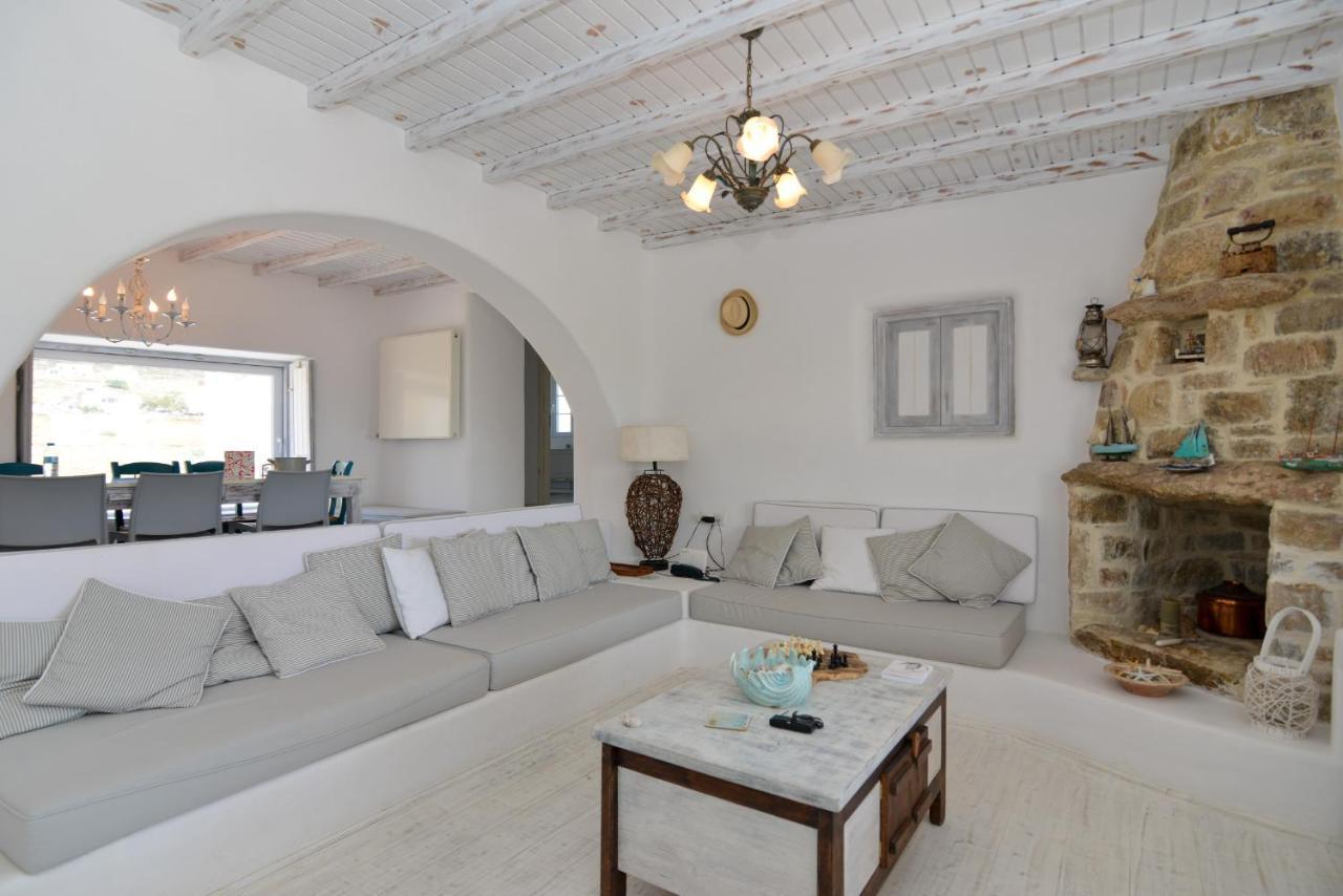 Mykonos 4 Bedroom Cycladic With Free Parking