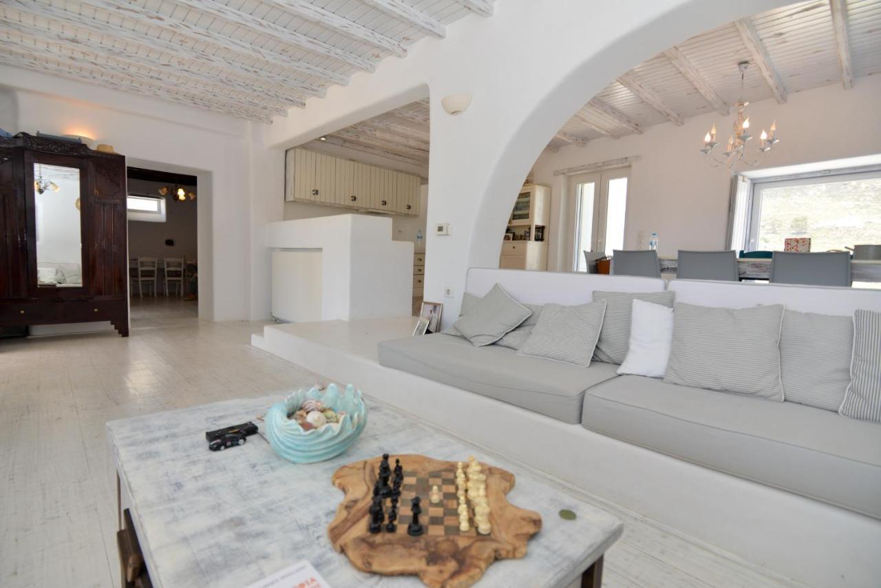 Mykonos 4 Bedroom Cycladic With Free Parking Villa *