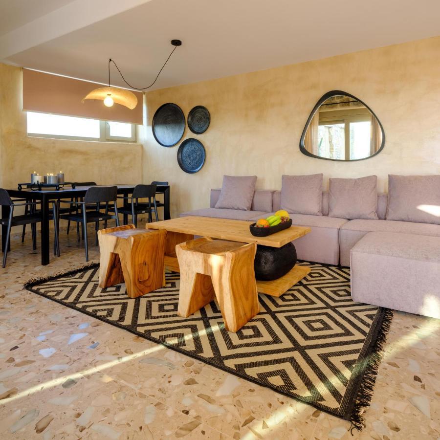 Vrachos Mykonos 3*
