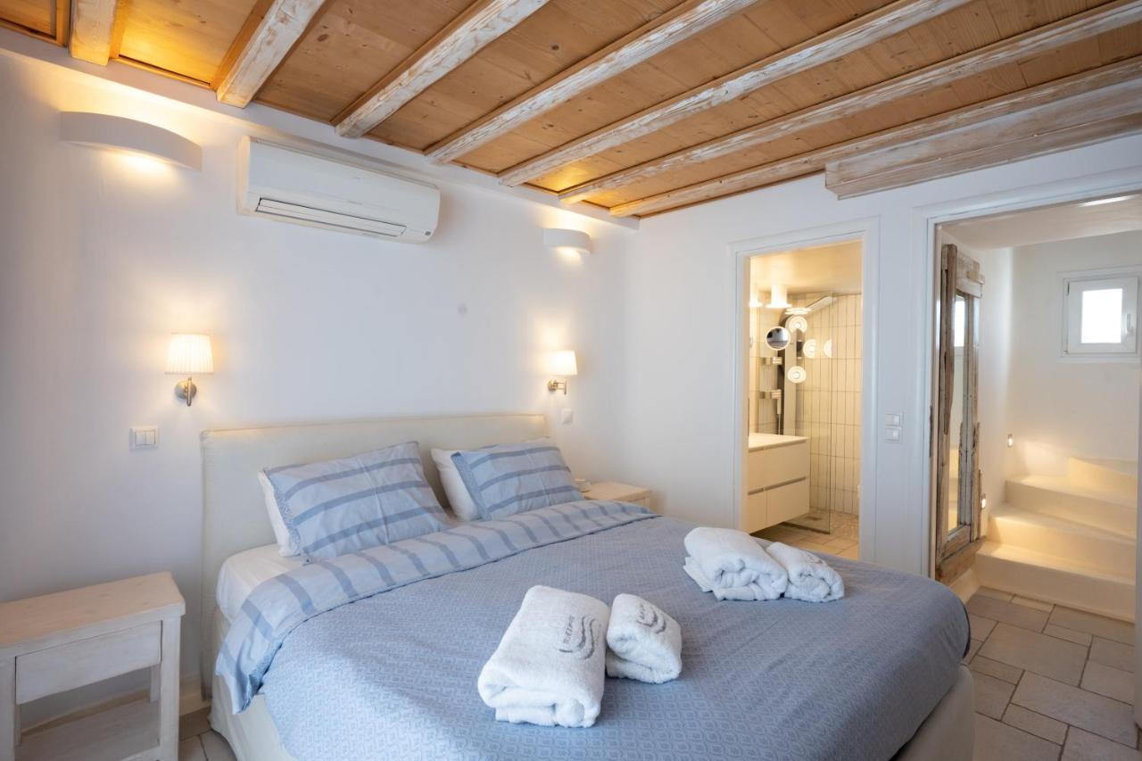 Bed & Breakfast Blue, White And Grey 2*