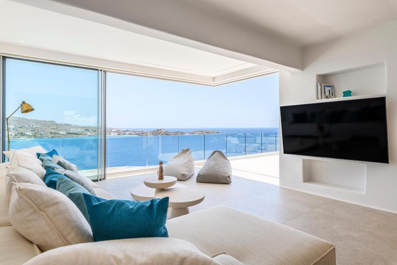 Lilium Ii - Sanctuary Overlooking Psarou Bay Villa