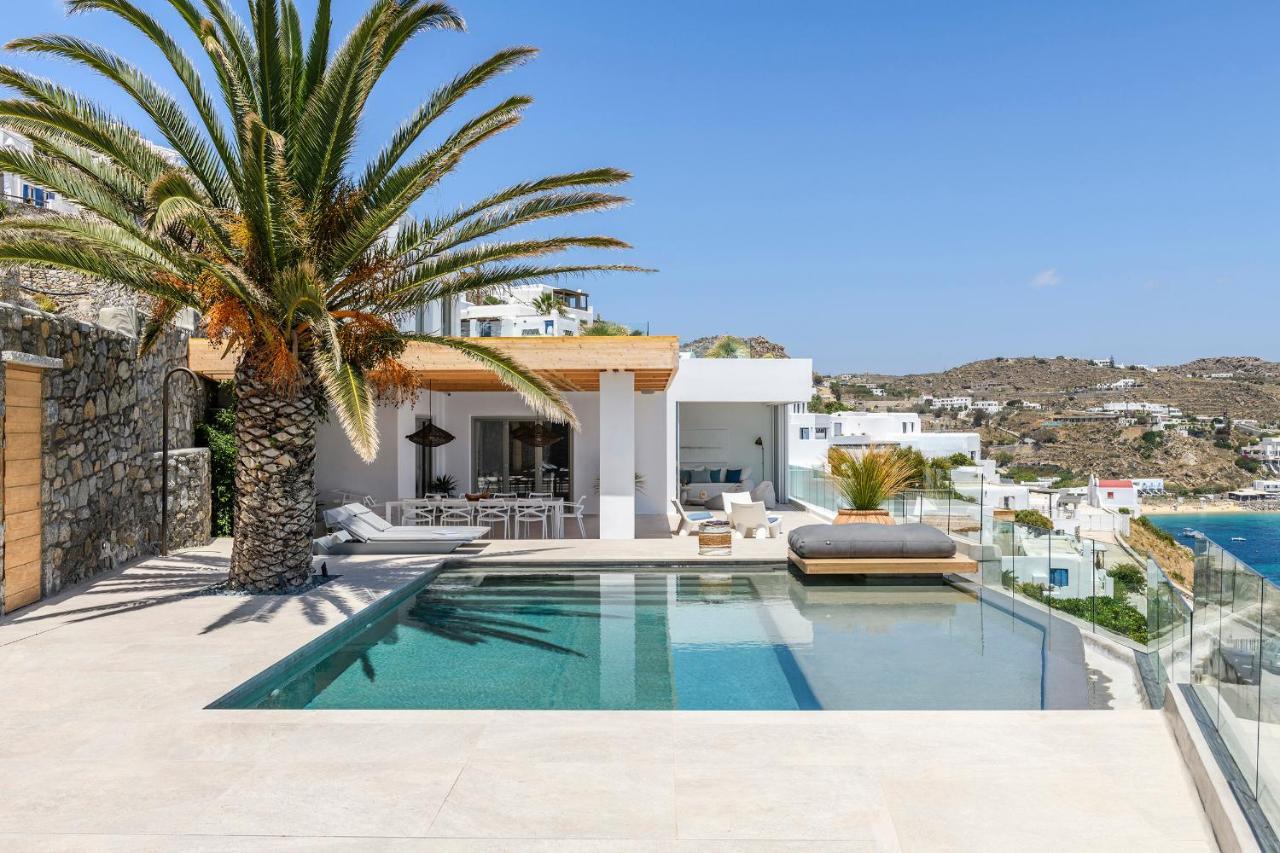 Villa Lilium Ii - Sanctuary Overlooking Psarou Bay *