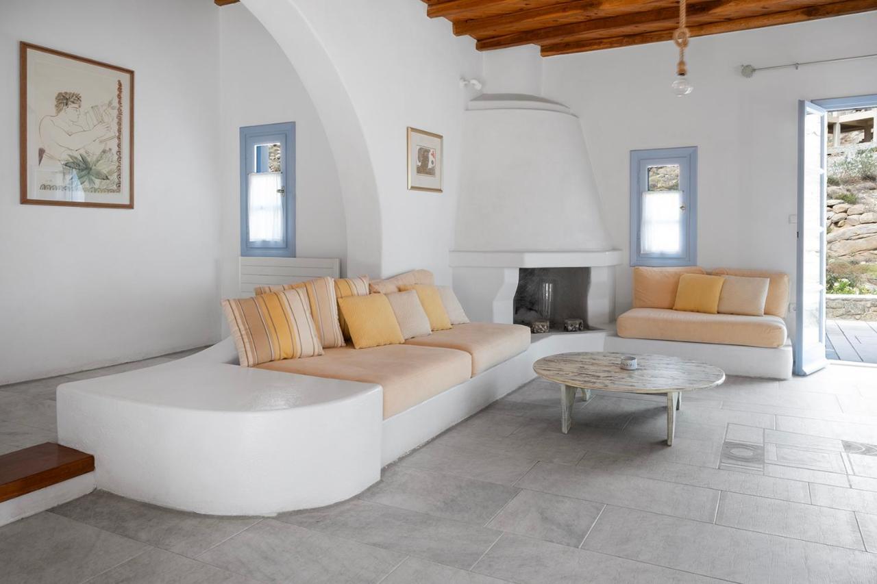 Nama Super Paradise Beach (Mykonos)
