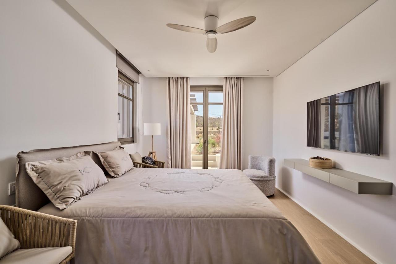 Villa Magnificent Agia Sofia 6 Bedrooms Sapphire Outstanding Sea And Sunset Views Tourlos