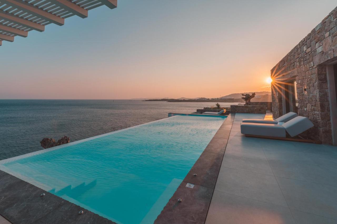Splendid Mykonos Waterfront Villa *