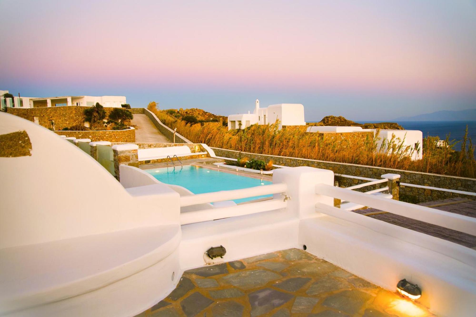 Mando Pool Villas W Sea Views - Five Bedrooms Villa