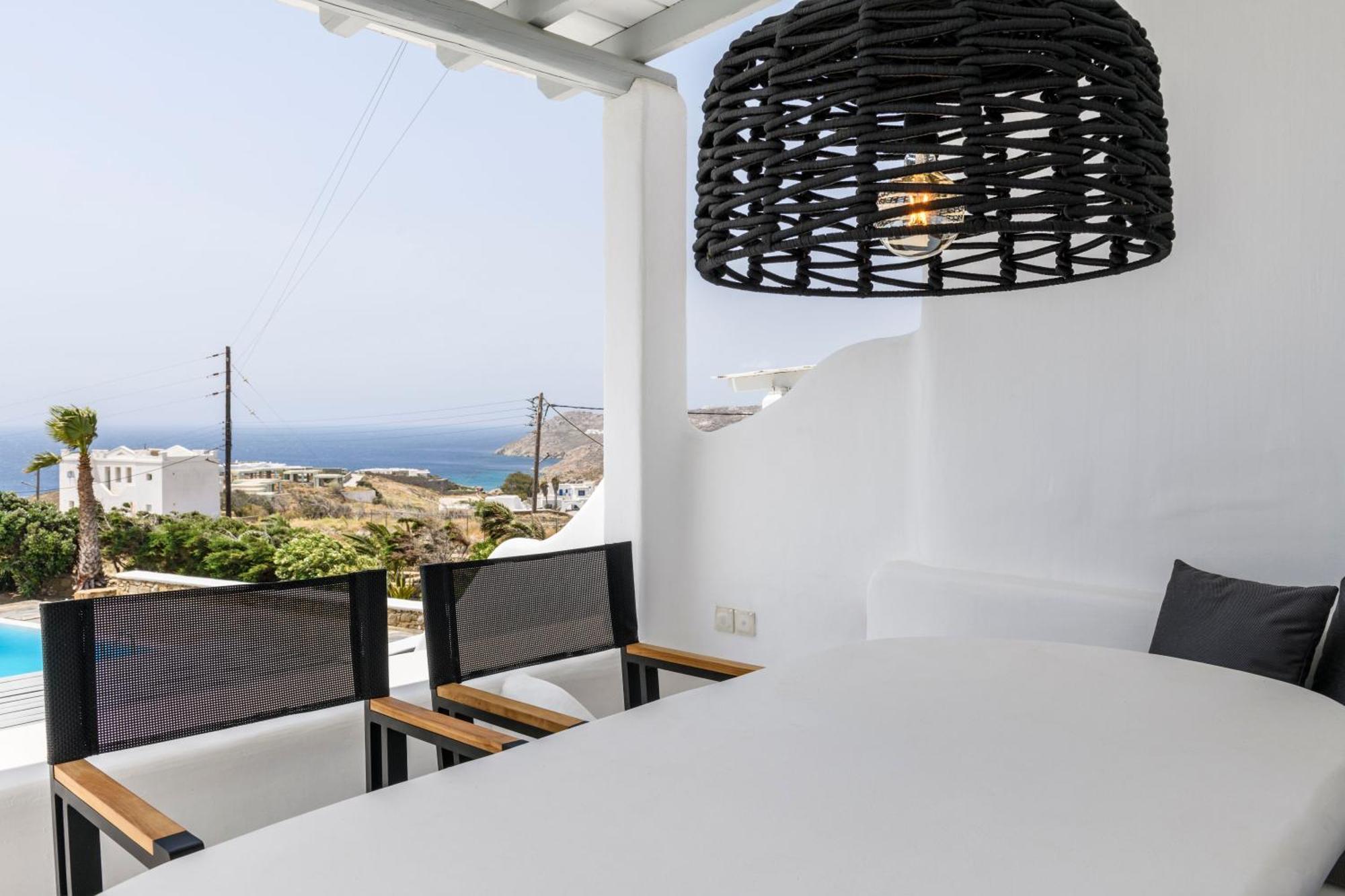Mykonos 4 Bedroom Pool