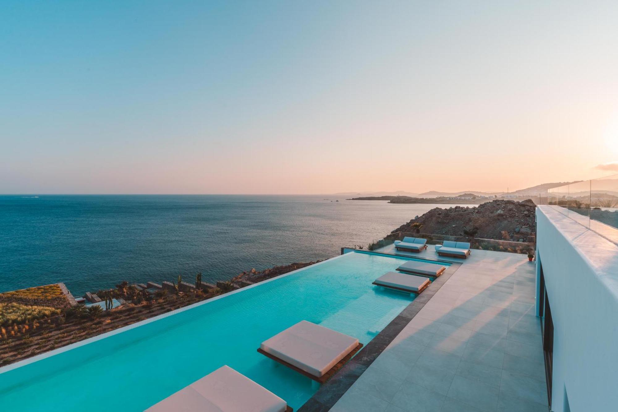 Splendid Mykonos Waterfront Villa Mykonos Town