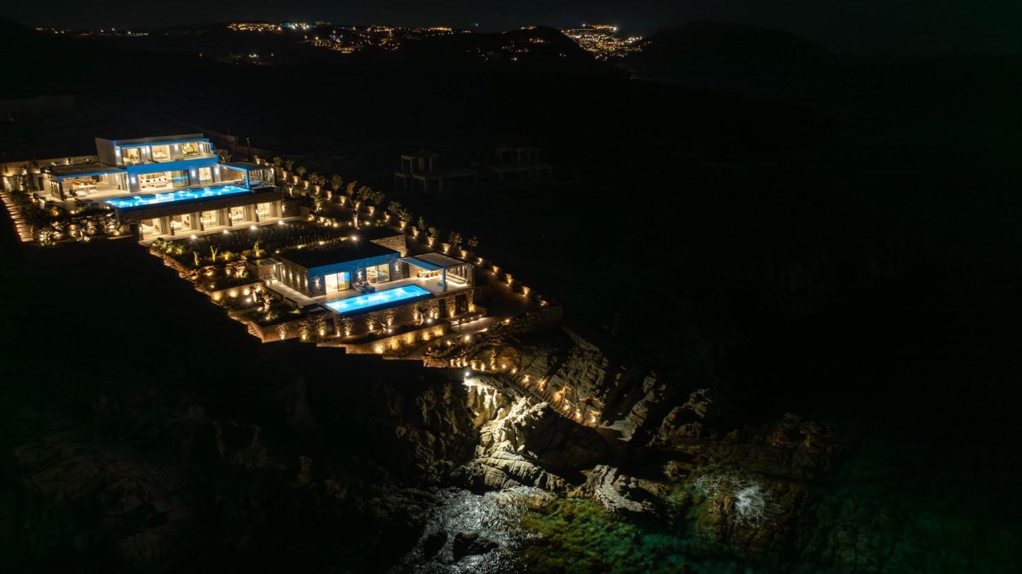 Splendid Mykonos Waterfront Villa