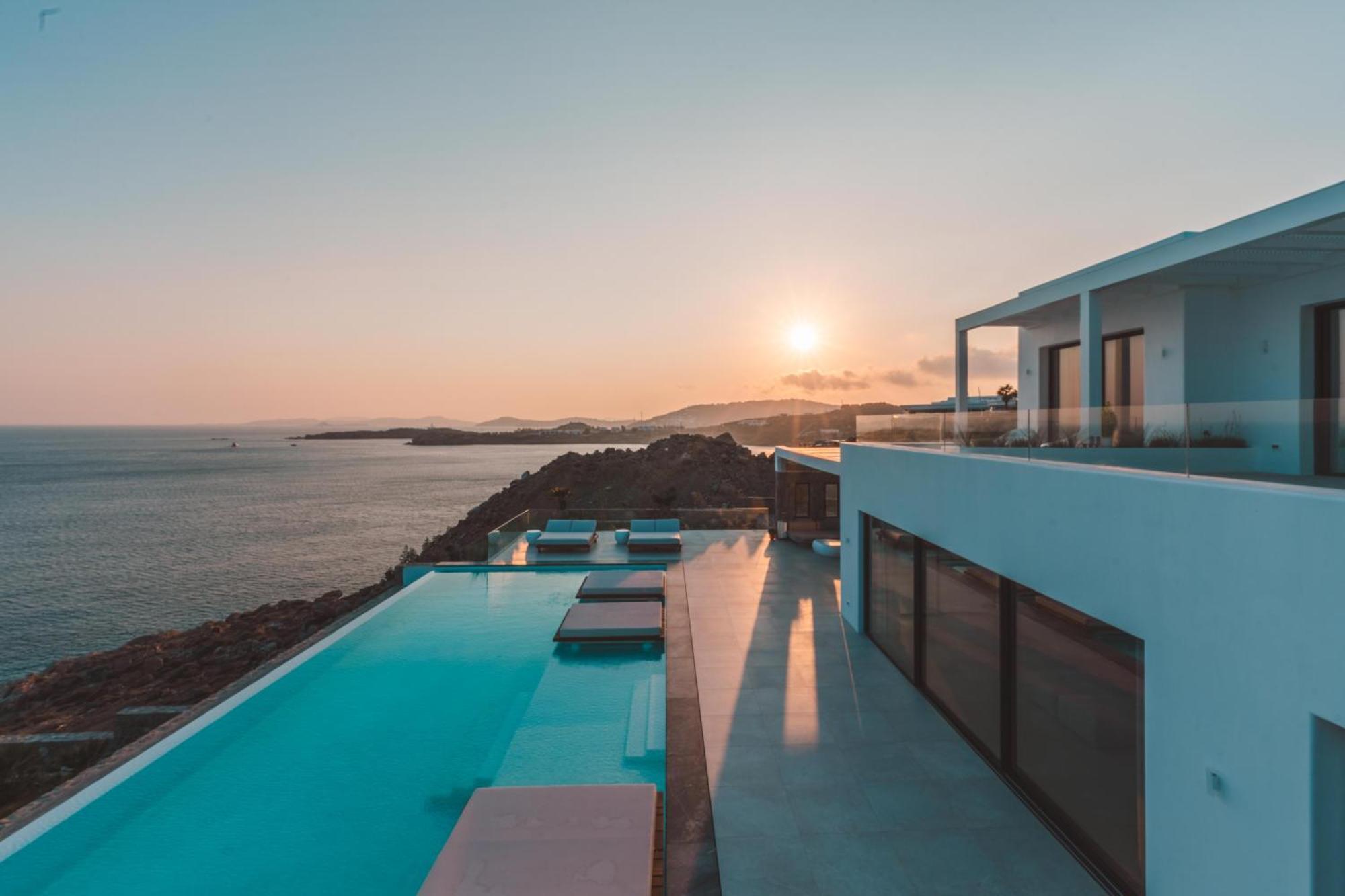 Splendid Mykonos Waterfront