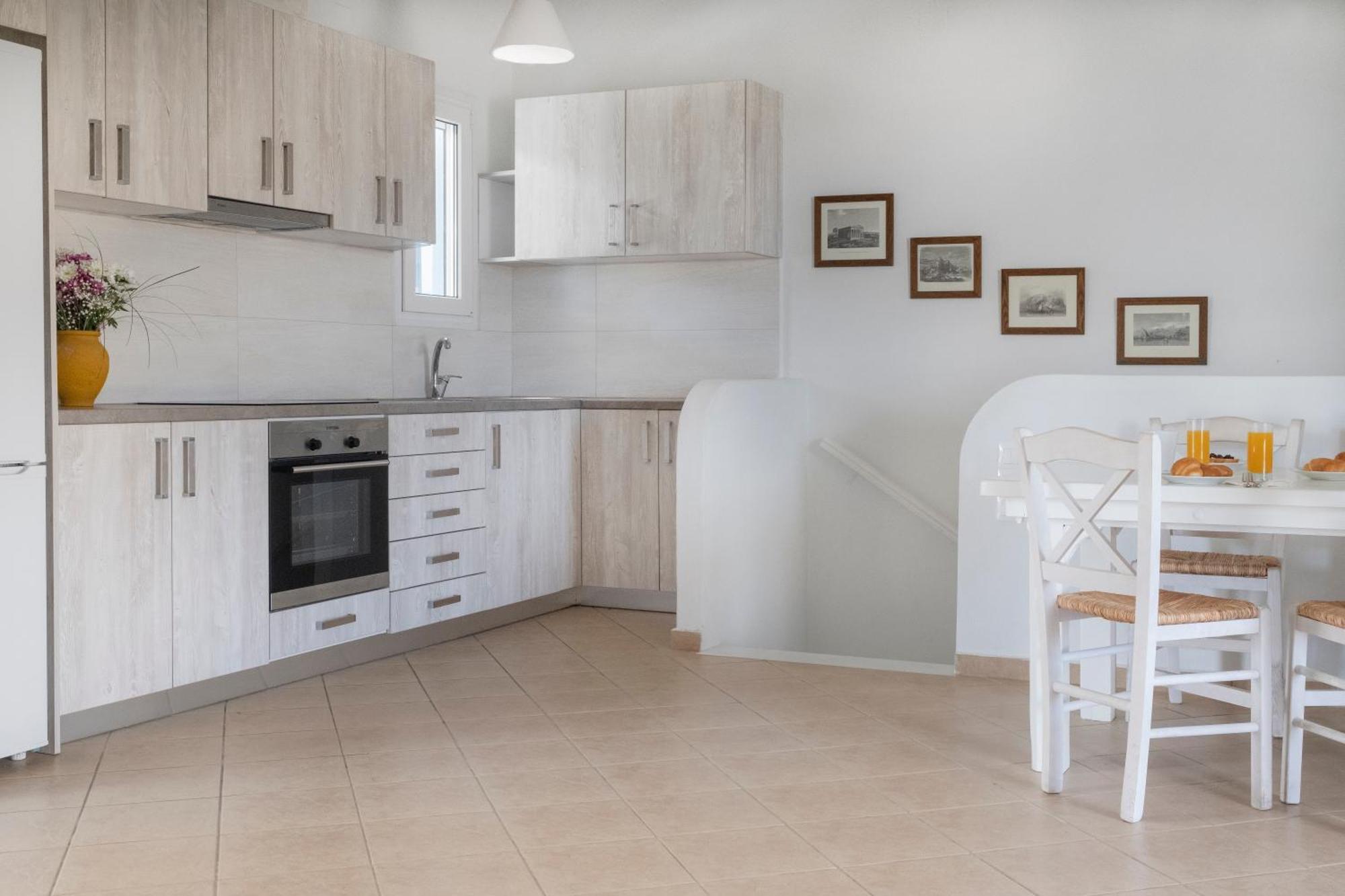 Mykonos Residence Villas & Suites Merchia Beach * Merchia Beach