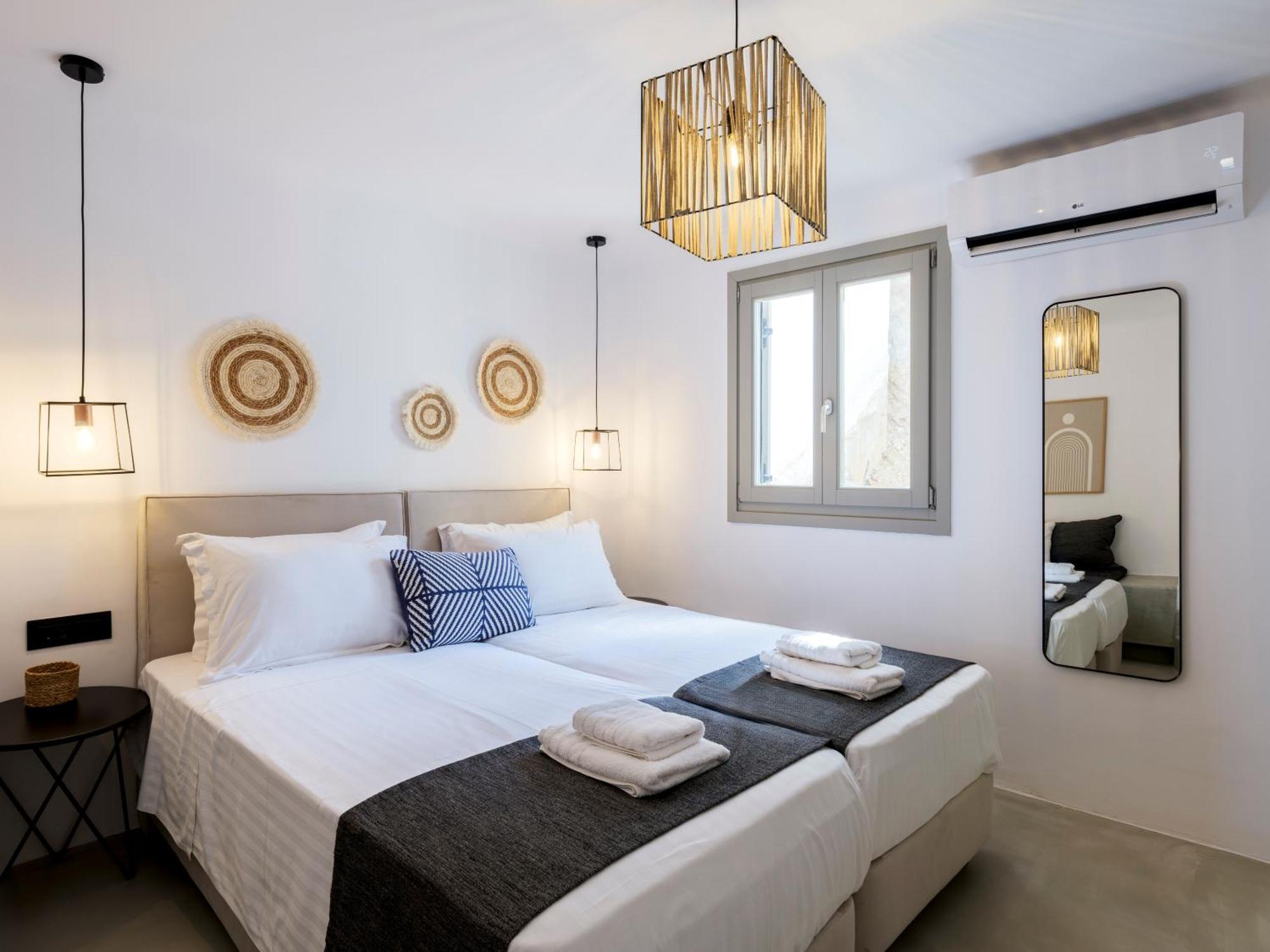 Mykonos Residence Villas & Suites Merchia Beach Villa *