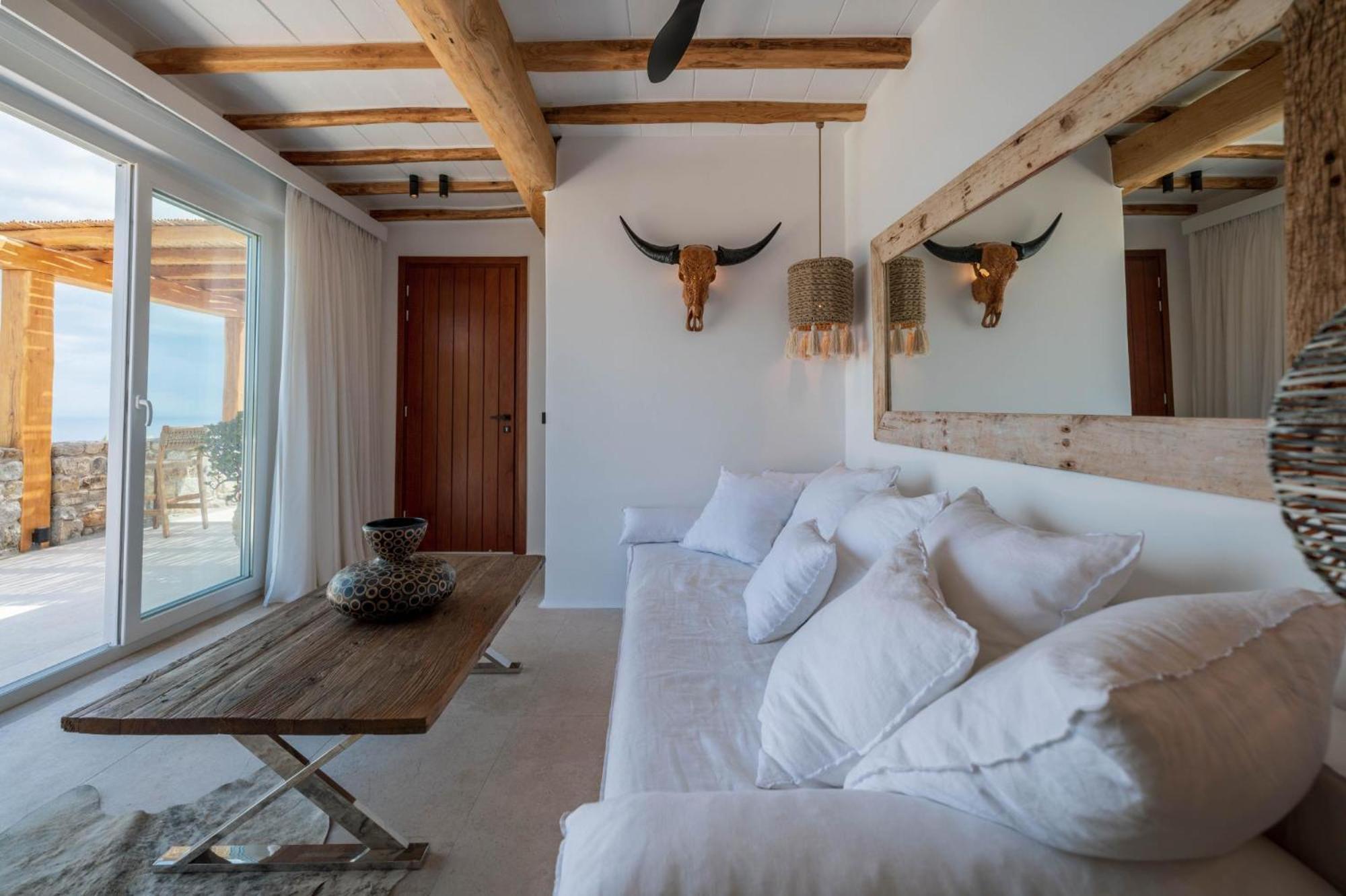 Villa Nomade 4 Bd In Psarou *
