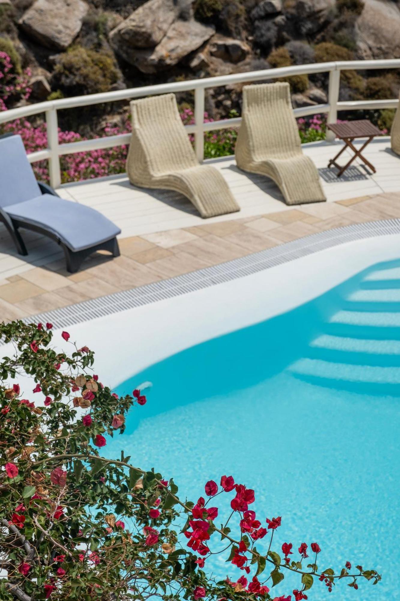 Nama Super Paradise Beach (Mykonos)
