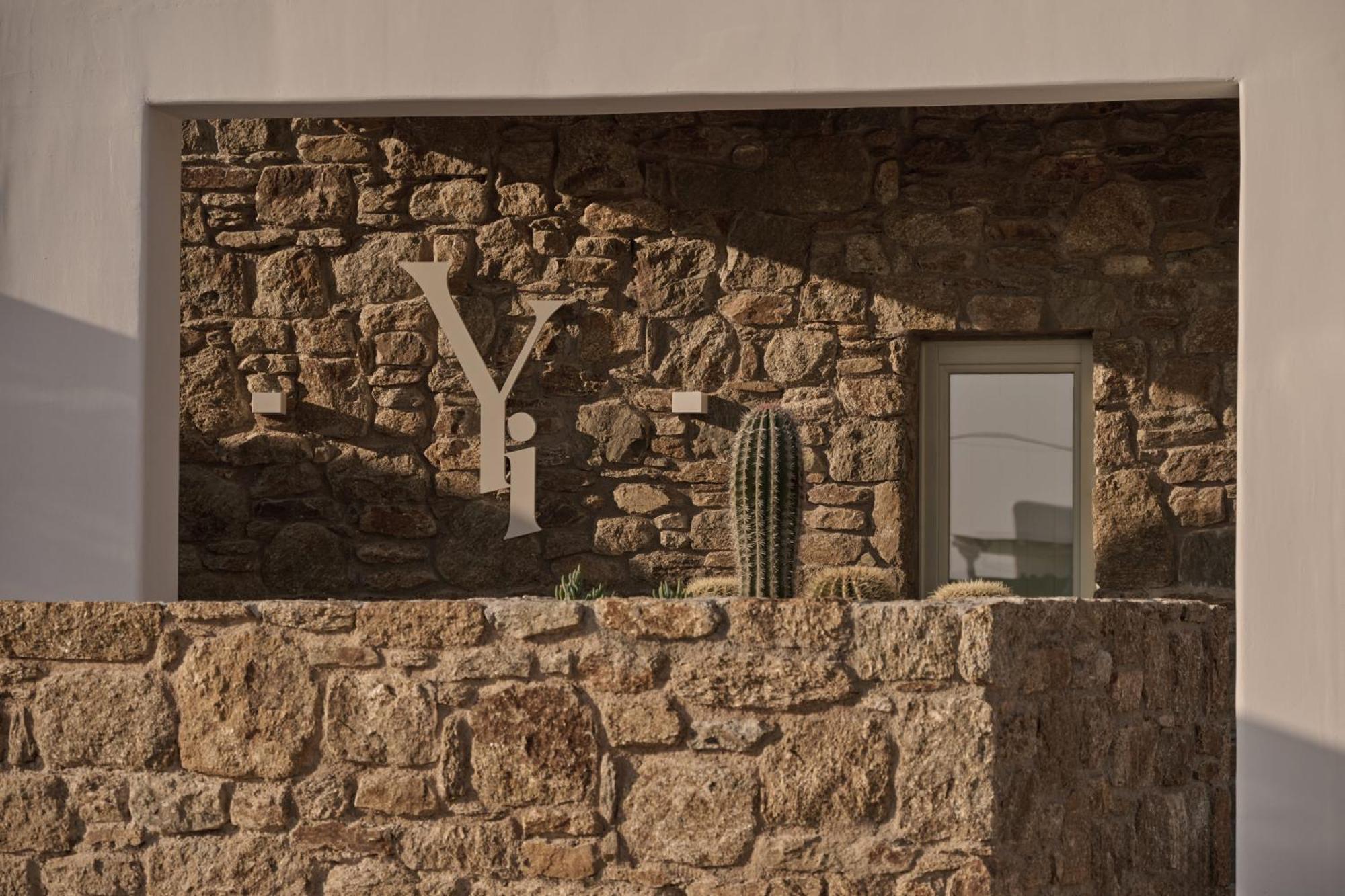Yi Mykonos Hotel 4*