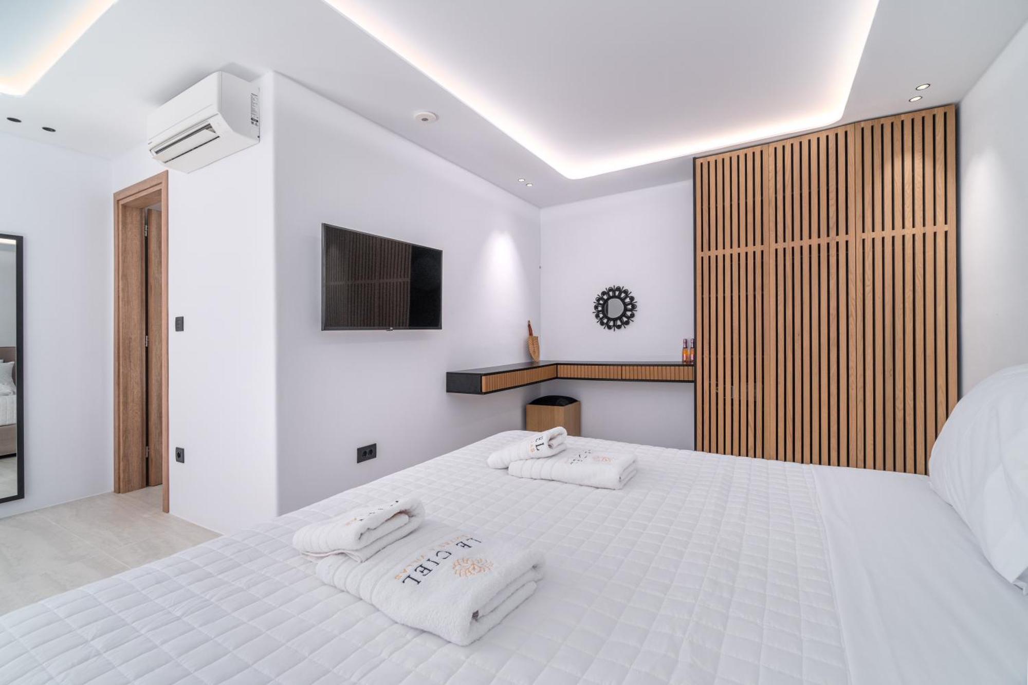Le Ciel Suites & Villas *