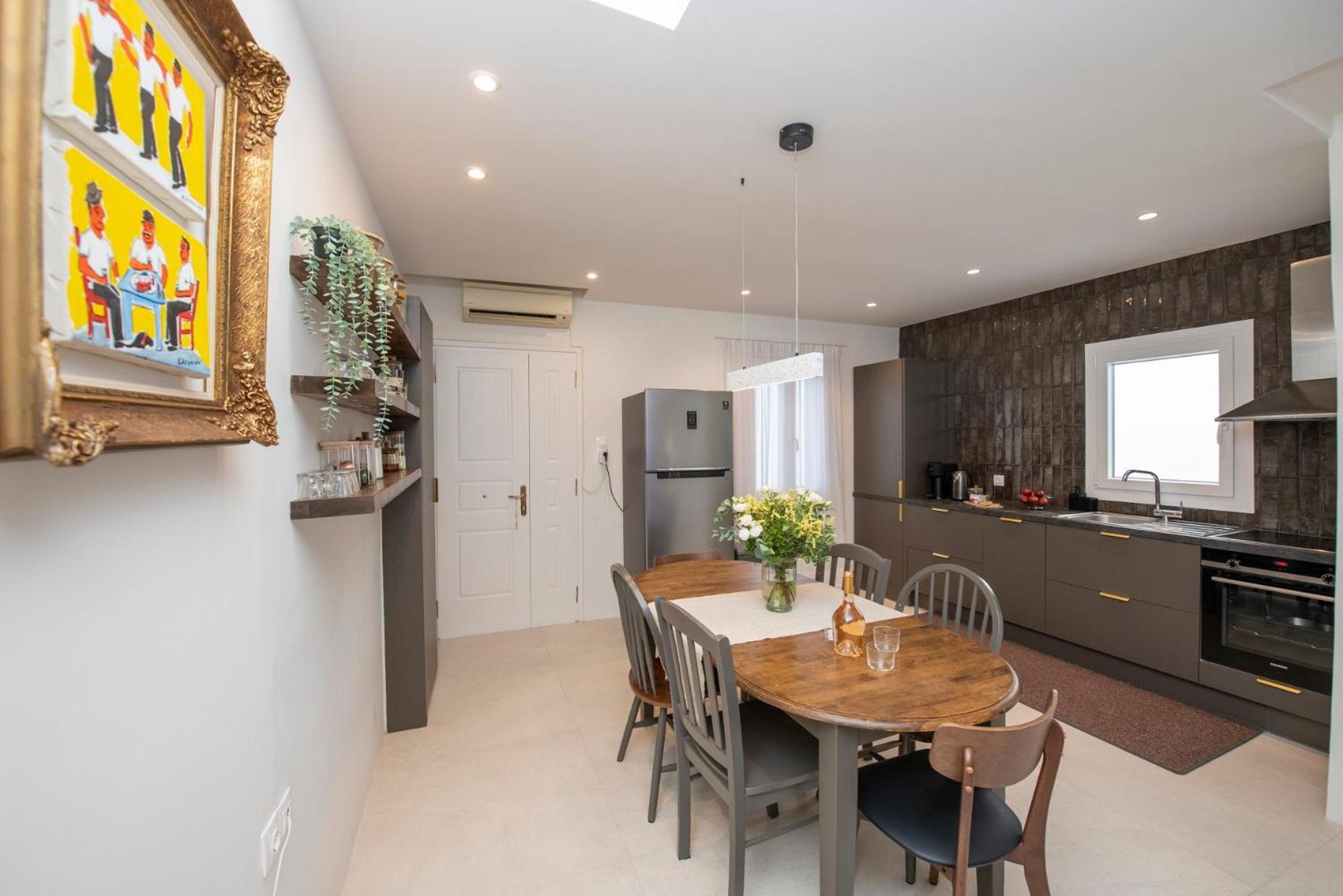 Basoula House Apartment