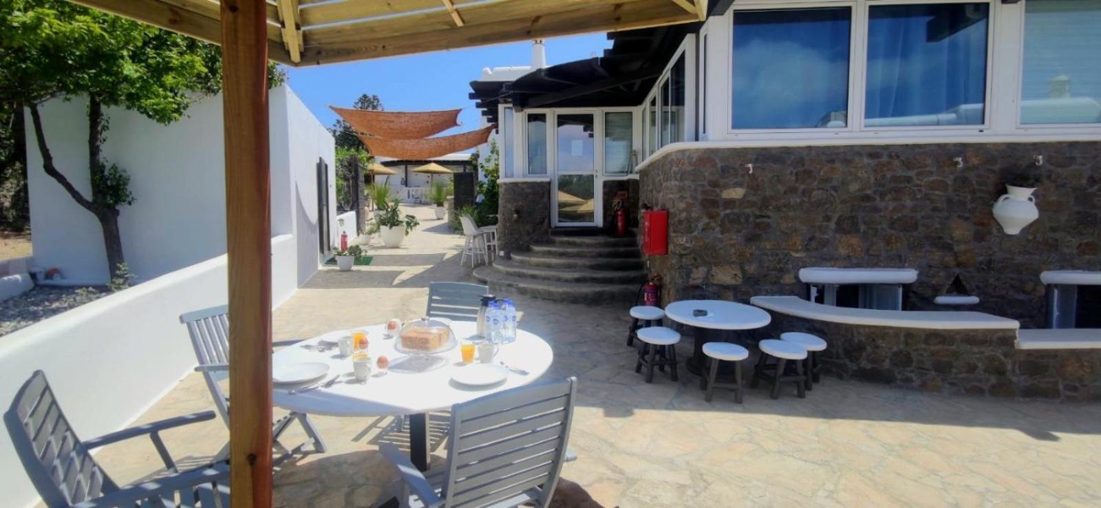 Mykonian Iros & Villa Mykonos Town