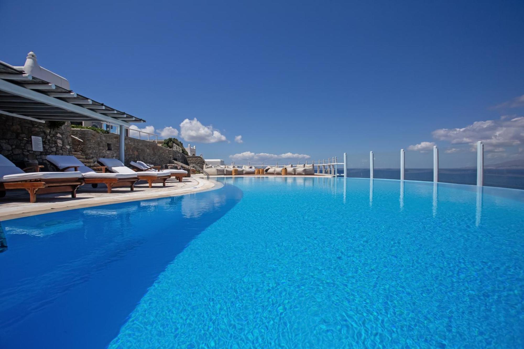 Patron 1 & 2 Pool Sunset Villas- Seven Bedrooms & Five Bedrooms Villa *