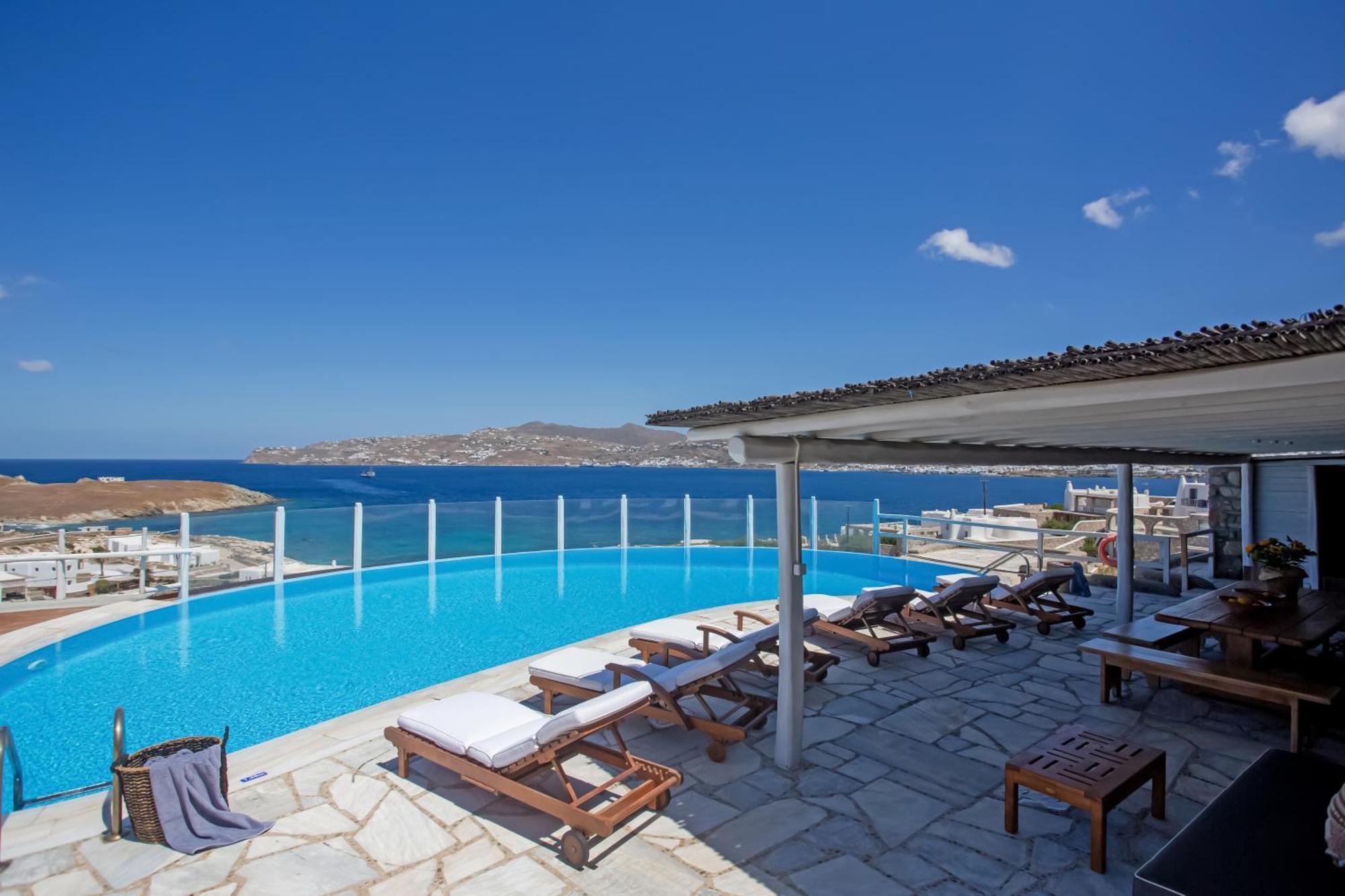 Villa Patron 1 & 2 Pool Sunset Villas- Seven Bedrooms & Five Bedrooms *