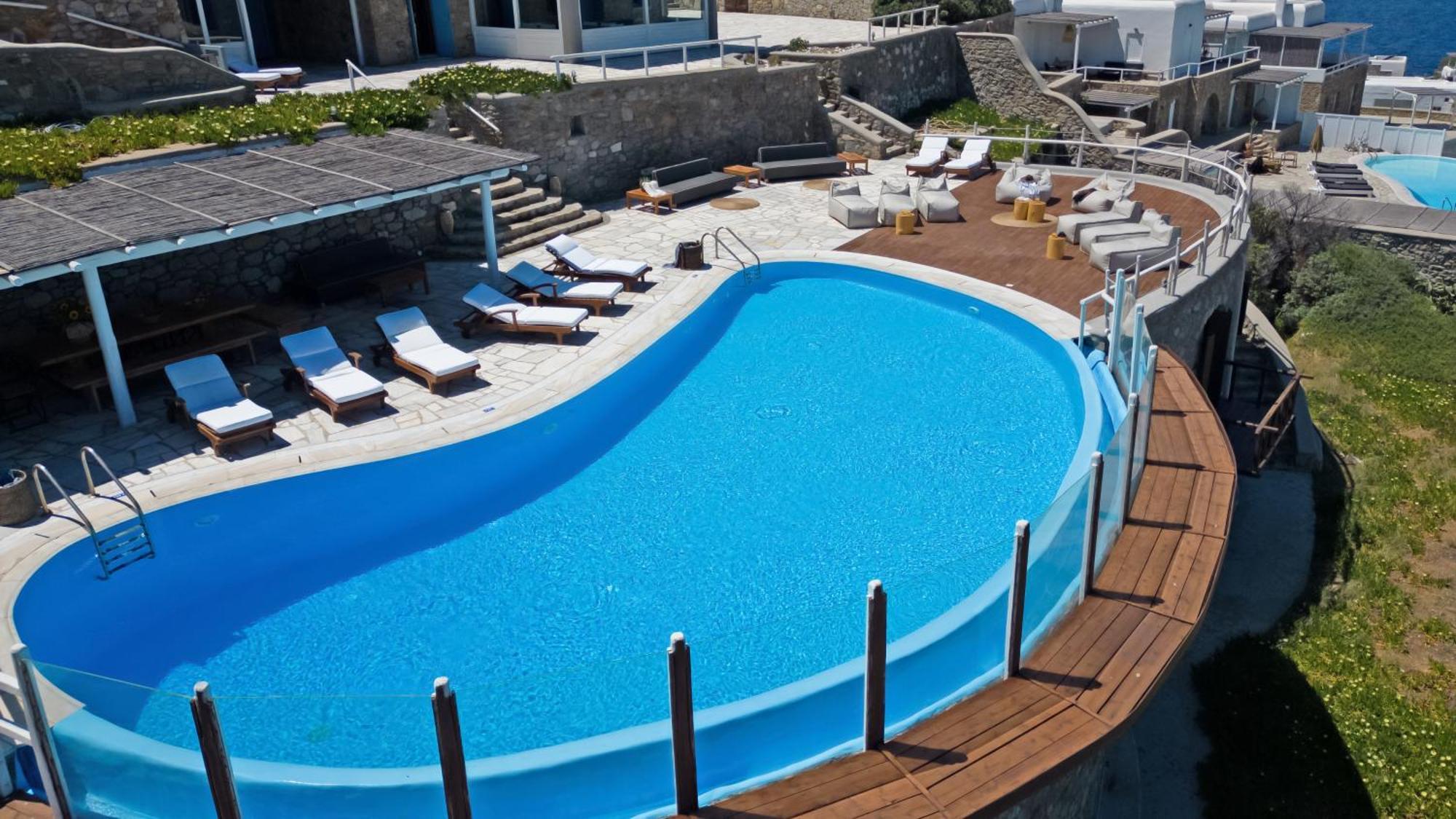 Villa Patron 1 & 2 Pool Sunset Villas- Seven Bedrooms & Five Bedrooms