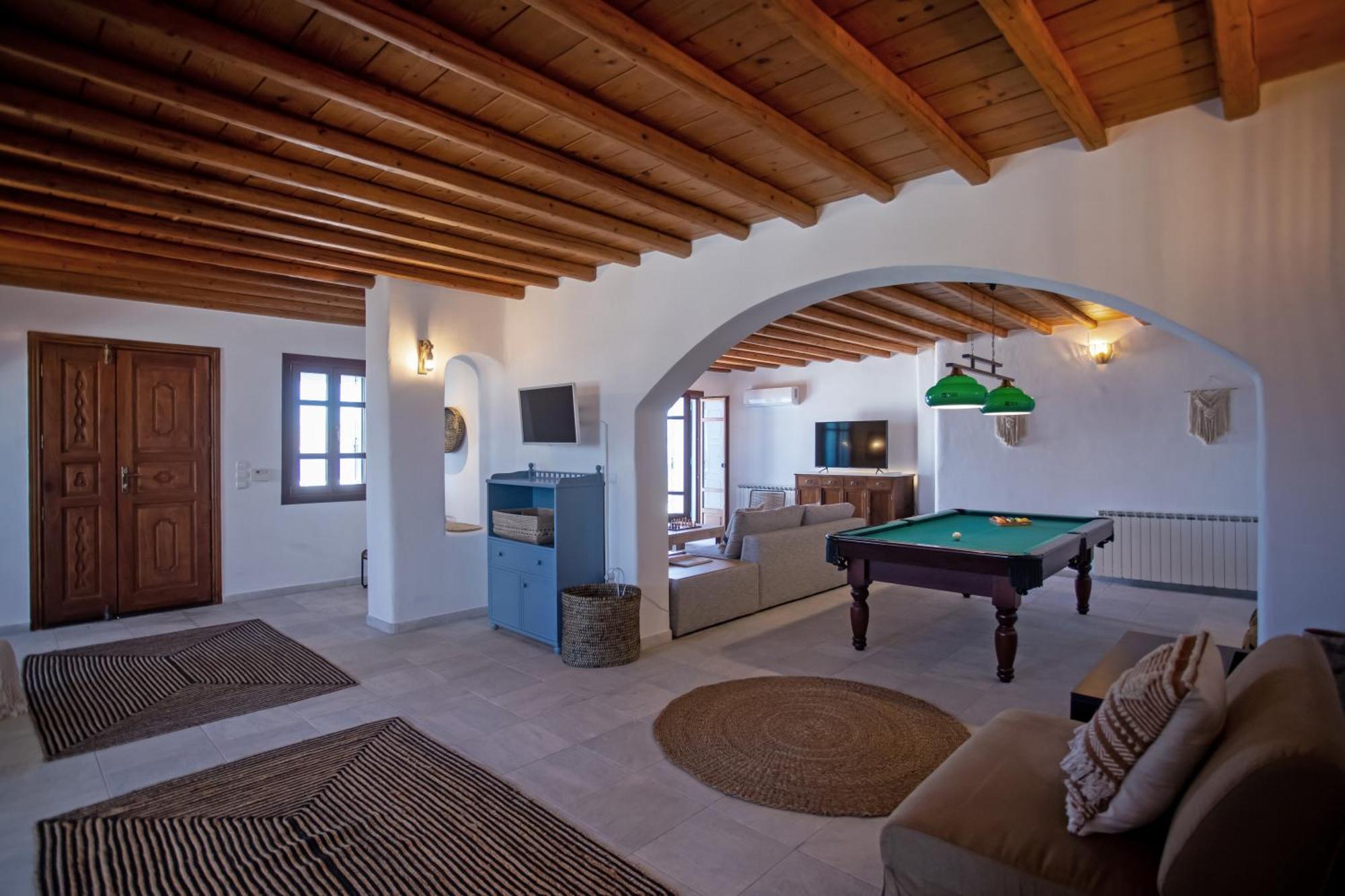 Patron 1 & 2 Pool Sunset Villas- Seven Bedrooms & Five Bedrooms Villa *