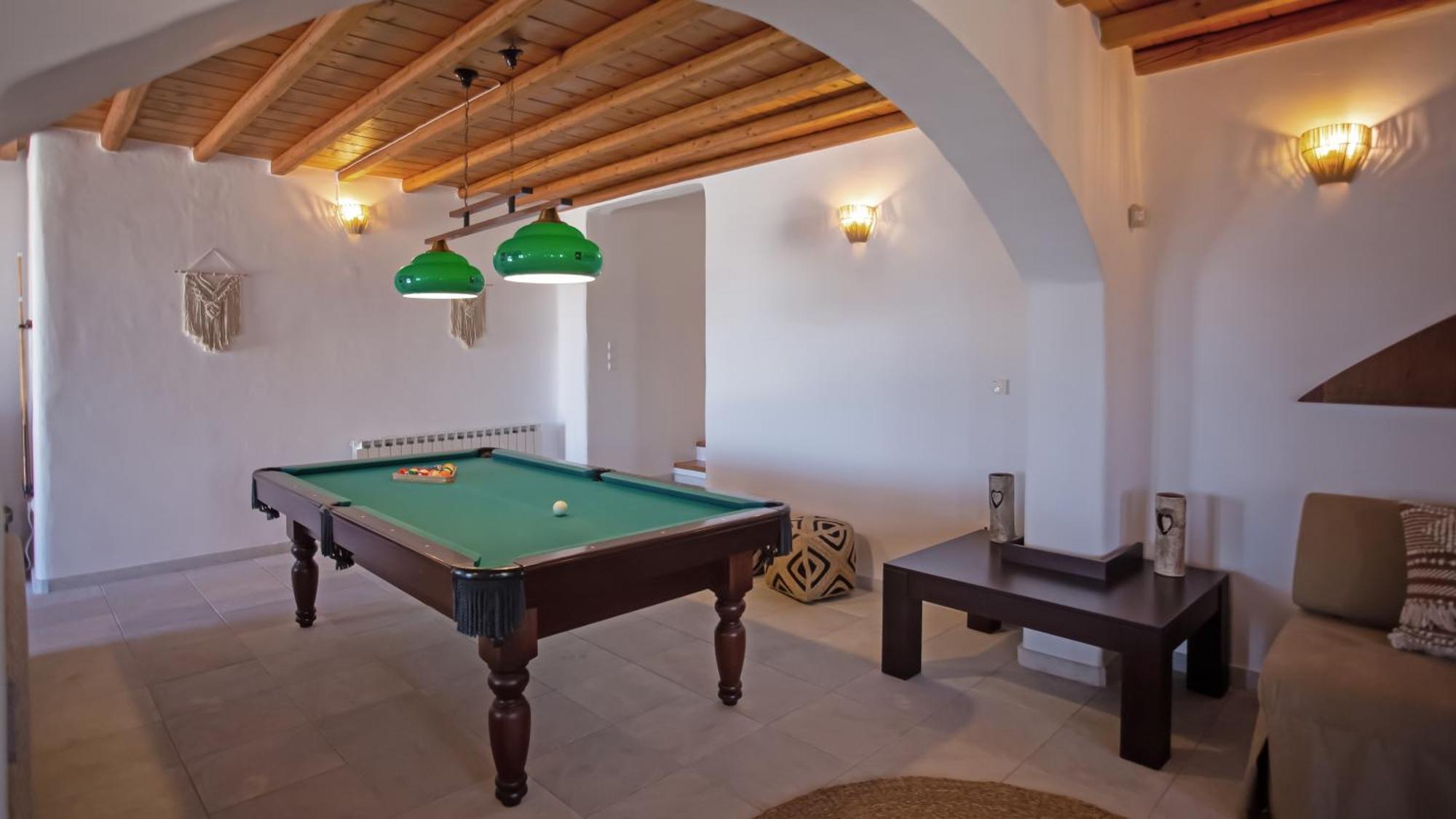 Patron 1 & 2 Pool Sunset Villas- Seven Bedrooms & Five Bedrooms Mykonos Town