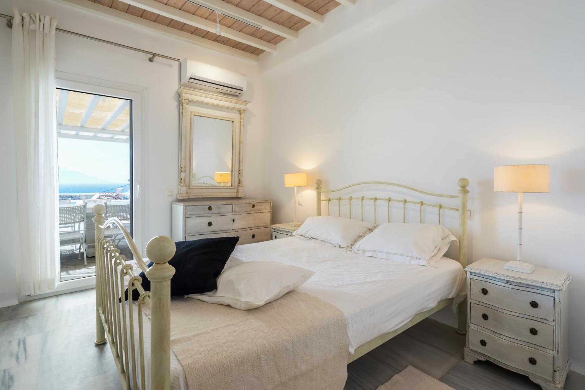 Villa Patron 1 & 2 Pool Sunset Villas- Seven Bedrooms & Five Bedrooms