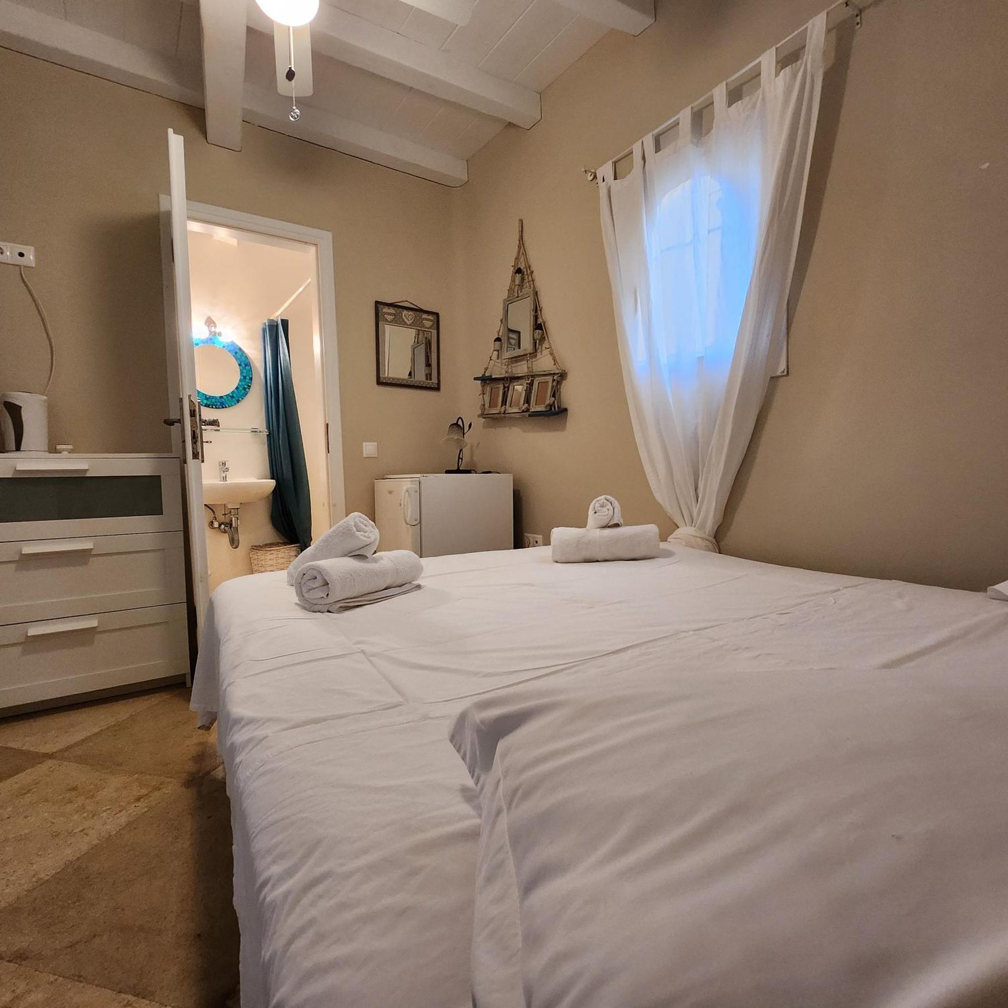 Mykonian Iros & Villa Mykonos Town