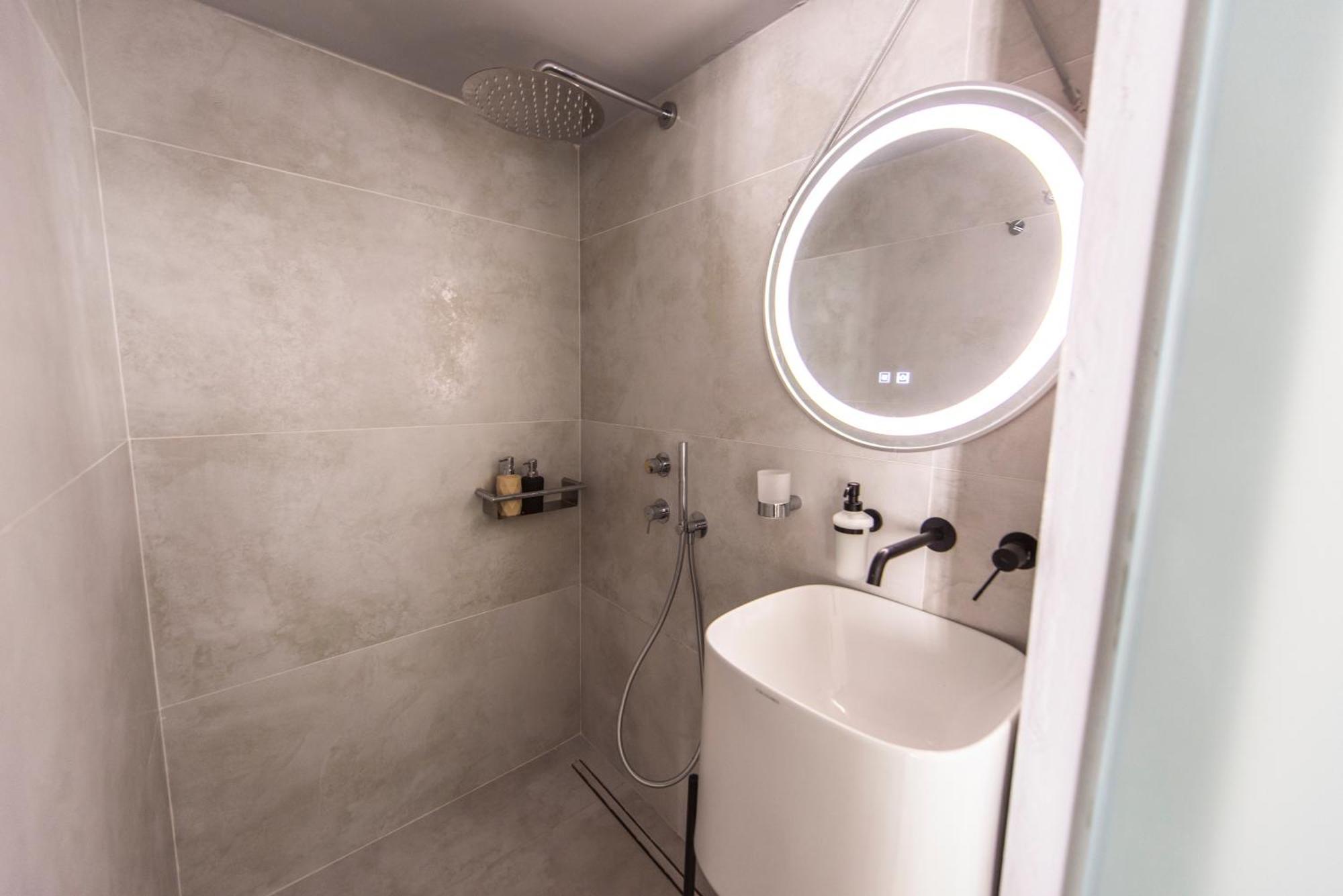 Fresh Renovated Maisonette Close To The Platys Gialos (Mykonos)