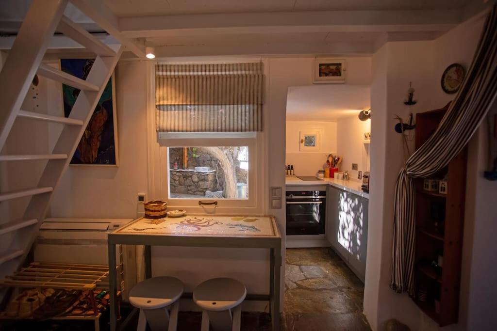 Cosy Boheme Retreat With Sea Views Vakantiehuis