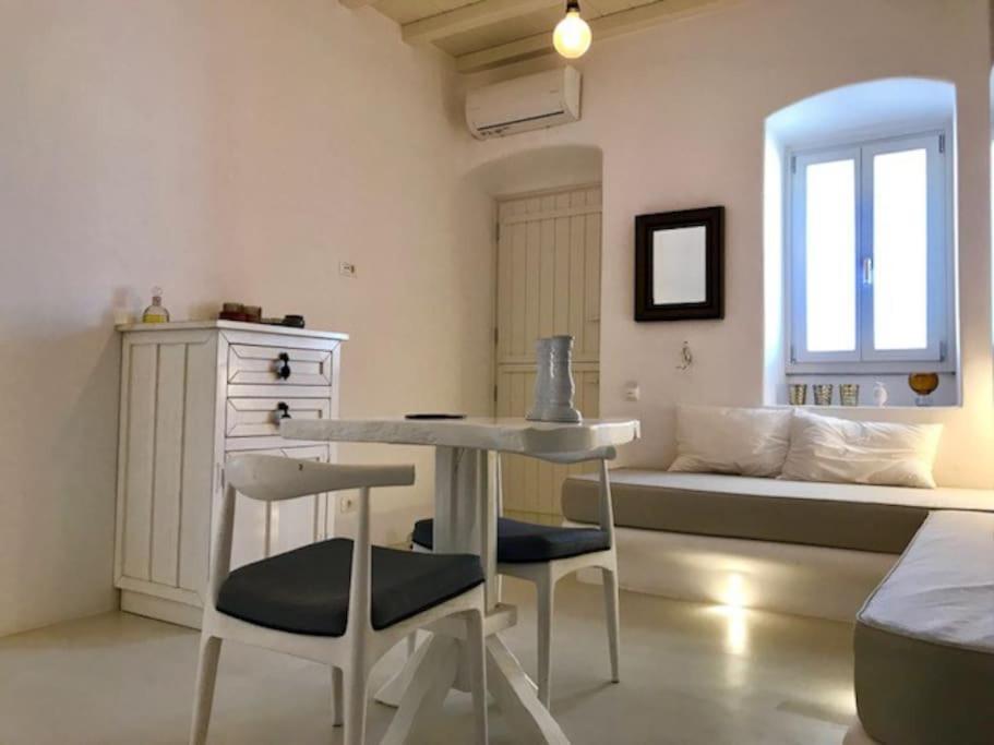 Holiday home Historical Mykonian