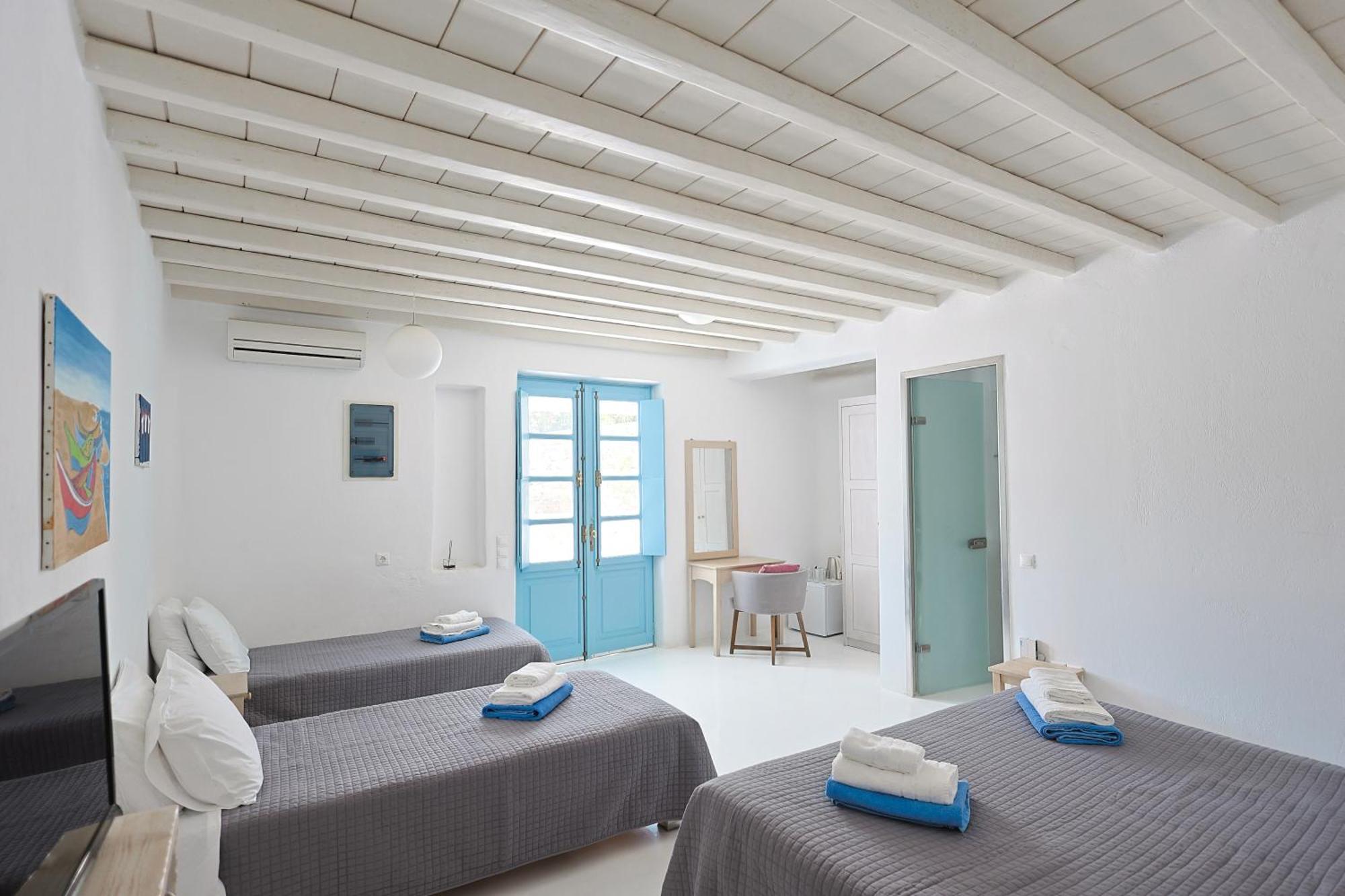 Mykonos Pantheon Aparthotel
